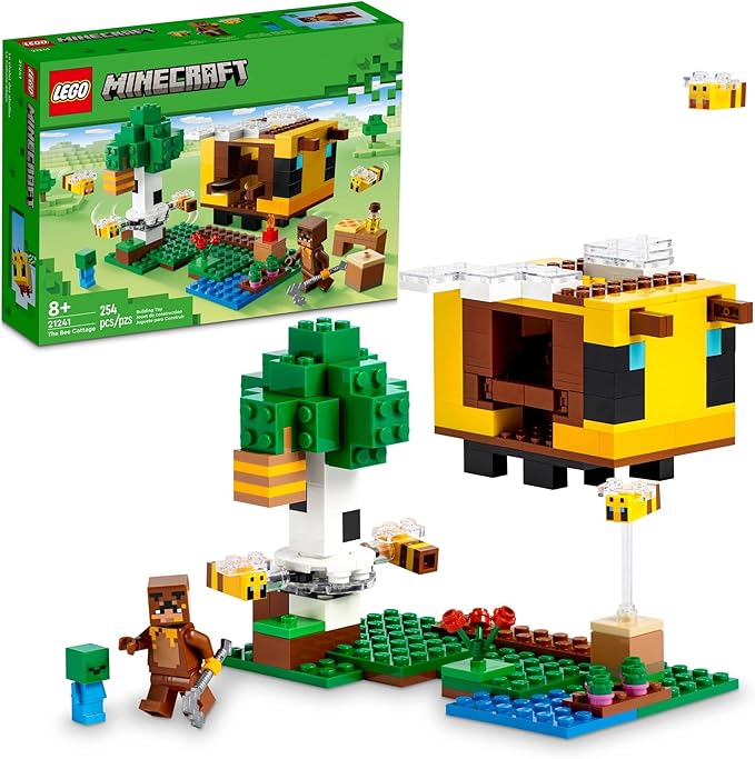 LEGO Minecraft The Bee Cottage Building Set (21241) (Brand New)