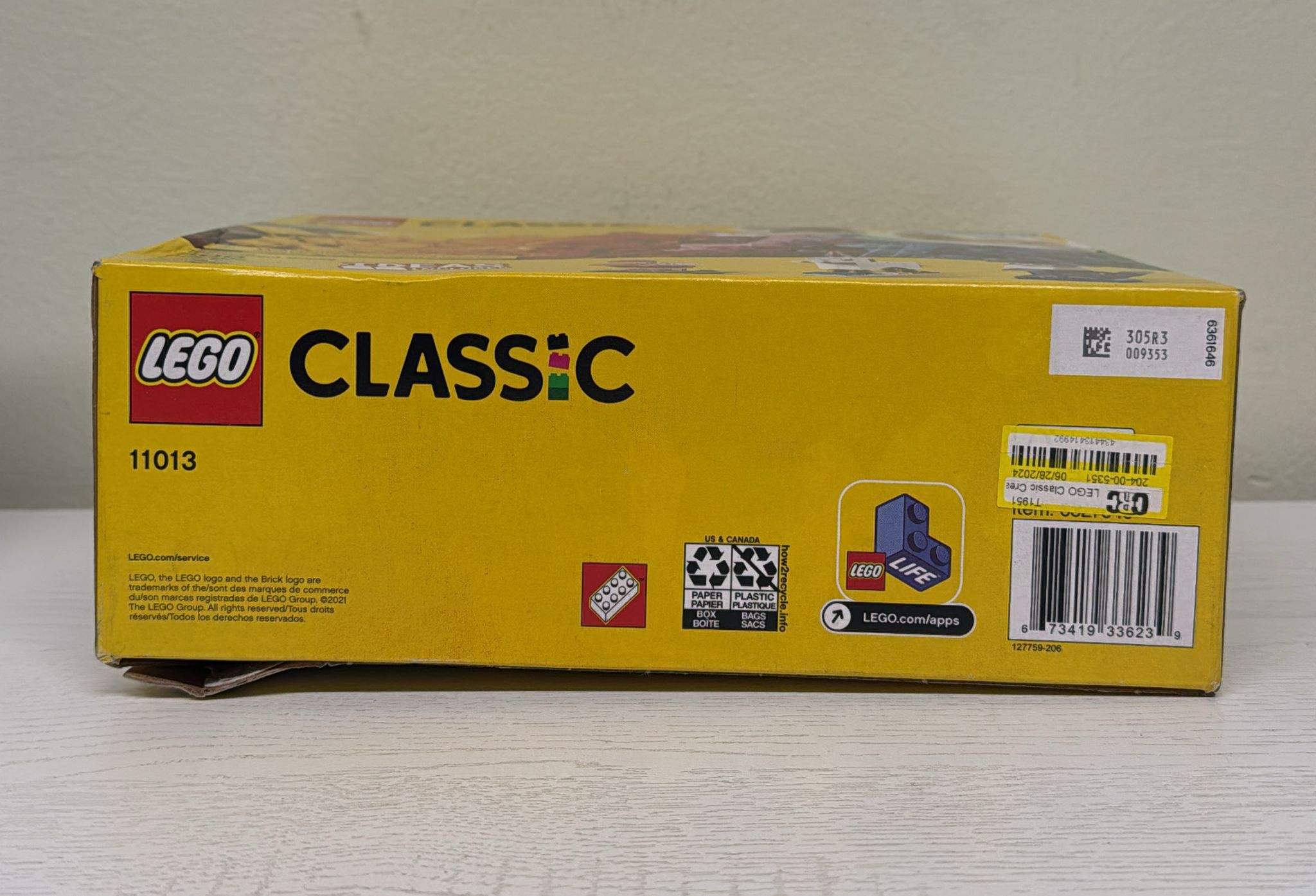 LEGO Classic Creative Transparent Bricks (11013)