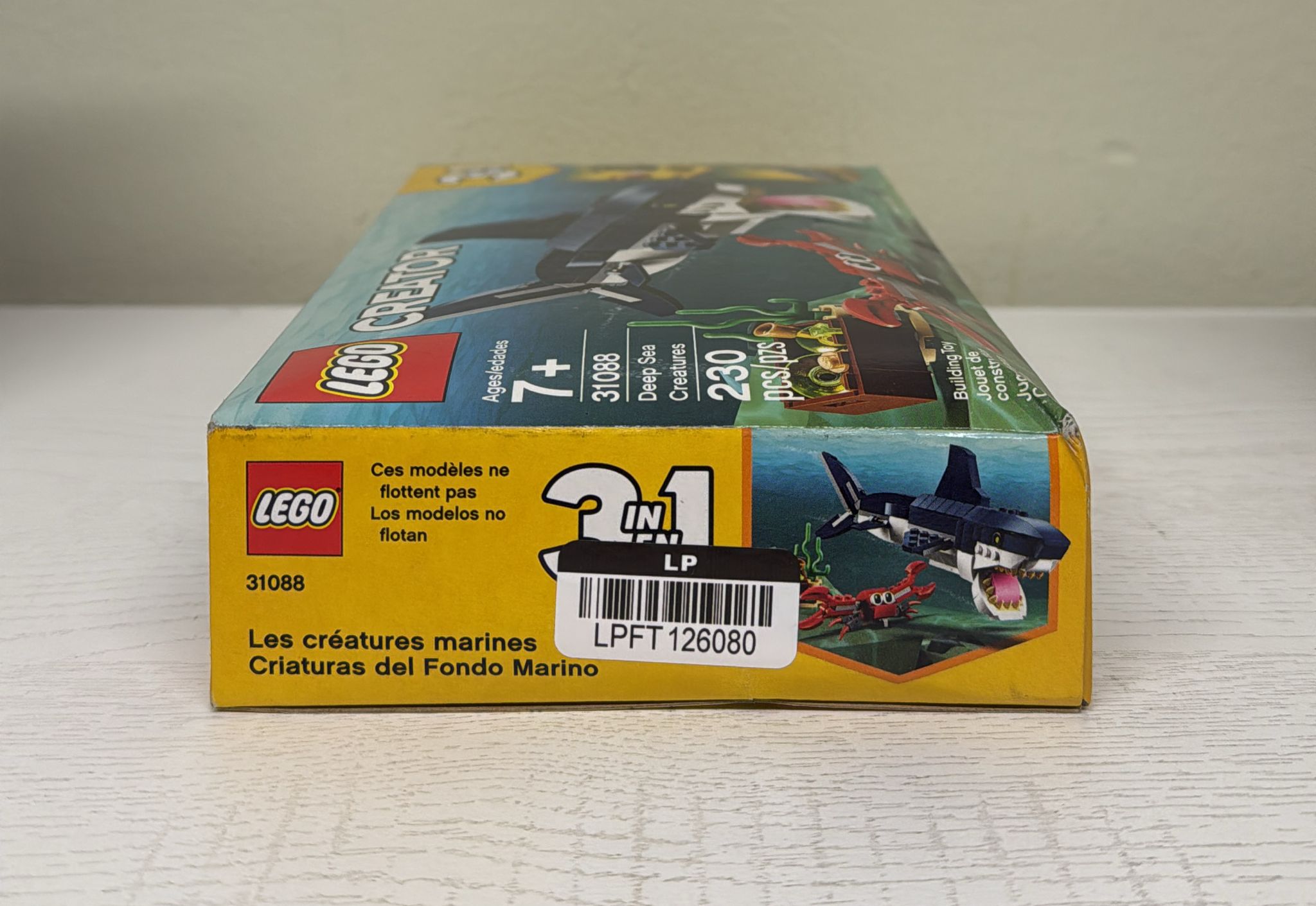 LEGO Creator 3-in-1 Deep Sea Creatures Shark Toy Set (31088)