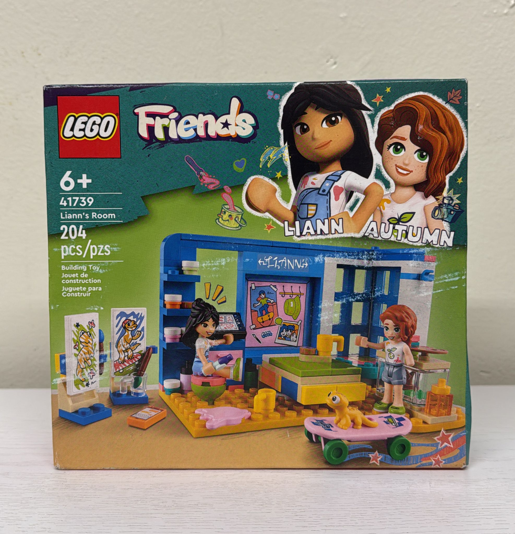 LEGO Friends Liann's Room Mini-Doll &amp; Toy Pet Playset (41739)