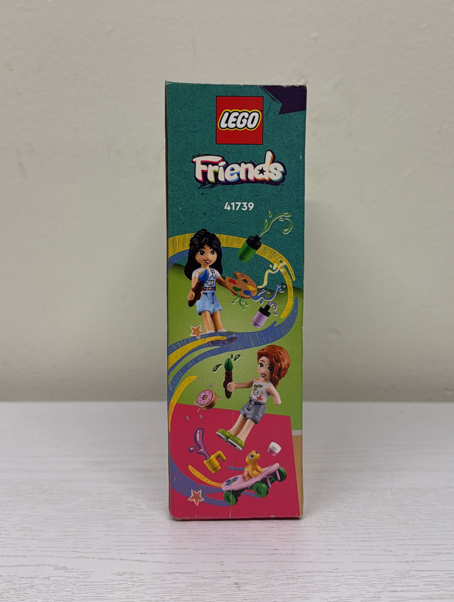 LEGO Friends Liann's Room Mini-Doll &amp; Toy Pet Playset (41739)