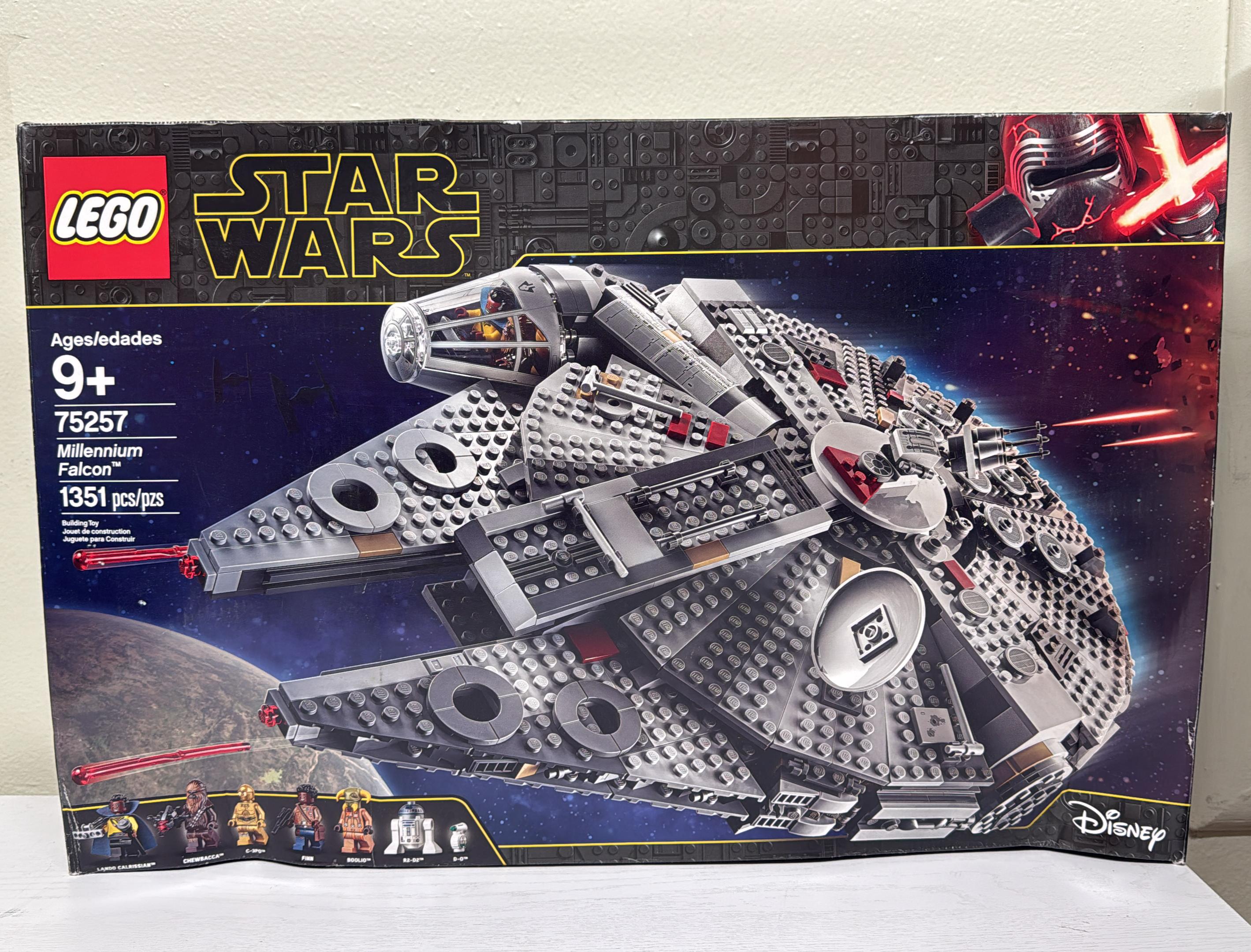 LEGO Star Wars Millennium Falcon Building Set (75257)