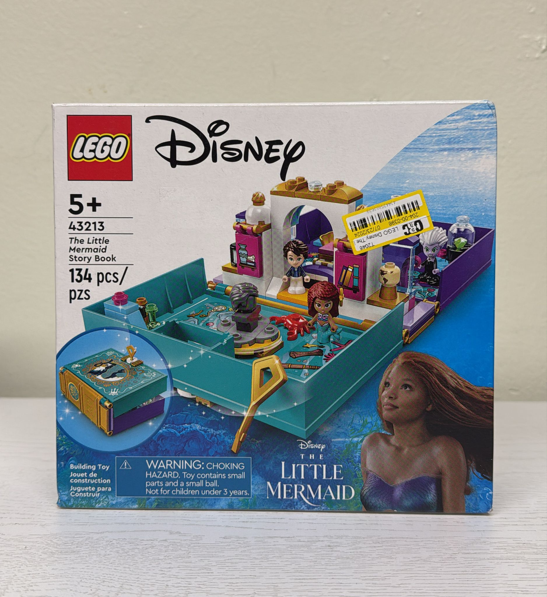 LEGO Disney The Little Mermaid Story Book Building Toy with Micro-Dolls 43213