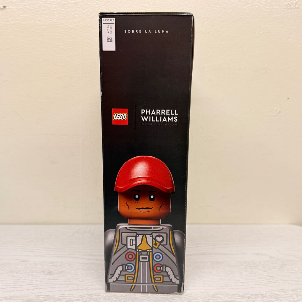 LEGO® Icons 10391 Over the Moon with Pharrell Williams – 966 pcs (Brand New)