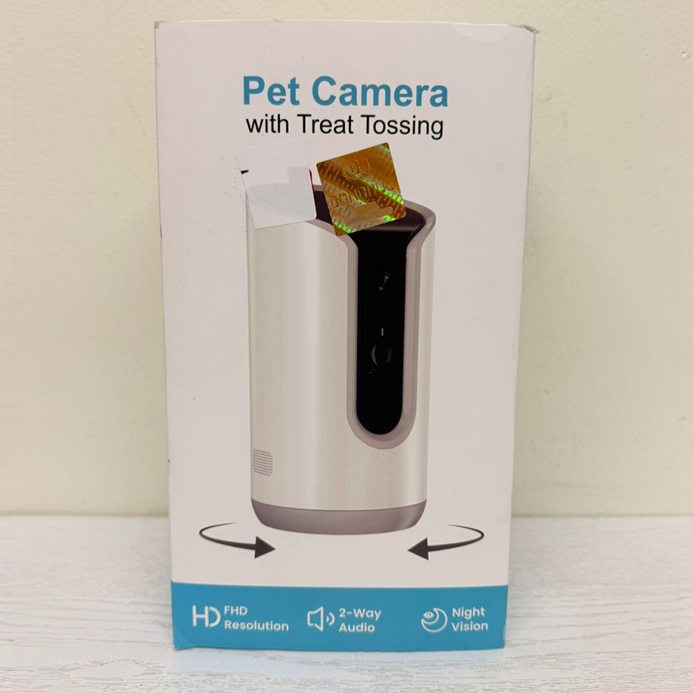 2K Pet Camera Treat Dispenser with 360° View, App Control, and Treat Tossing - White (Model Pet 3T) - (Brand New)