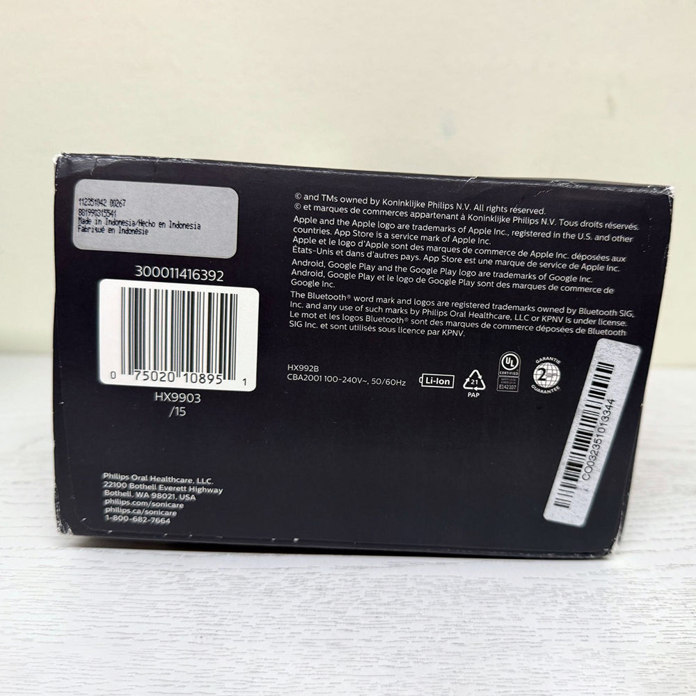 Philips Sonicare DiamondClean Smart 9300 Electric Toothbrush – Black, HX9903/15 (Open Box, Missing Case)