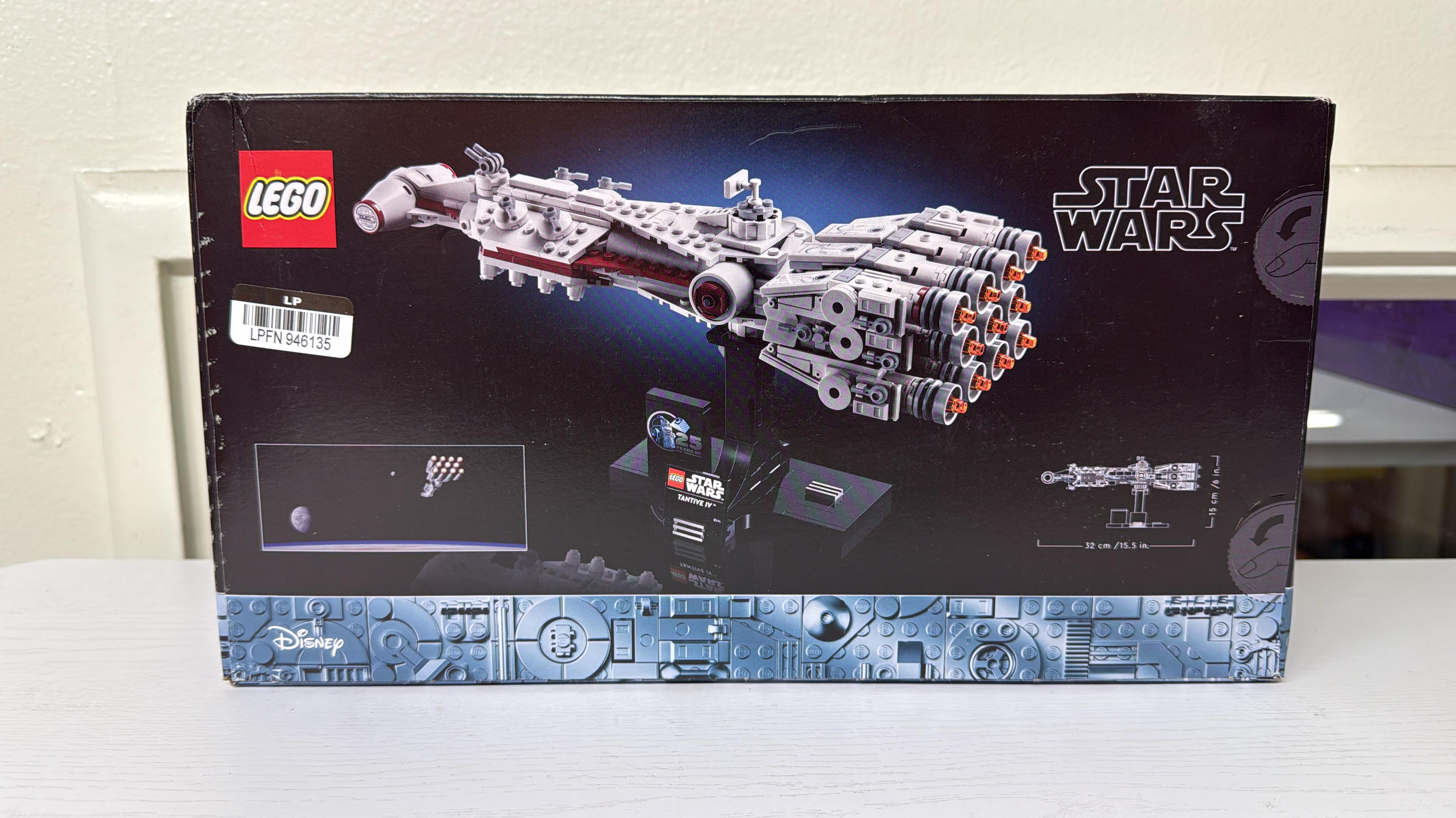 LEGO Star Wars Tantive IV Build and Display Starship Vehicle Model 75367 (Brand New)