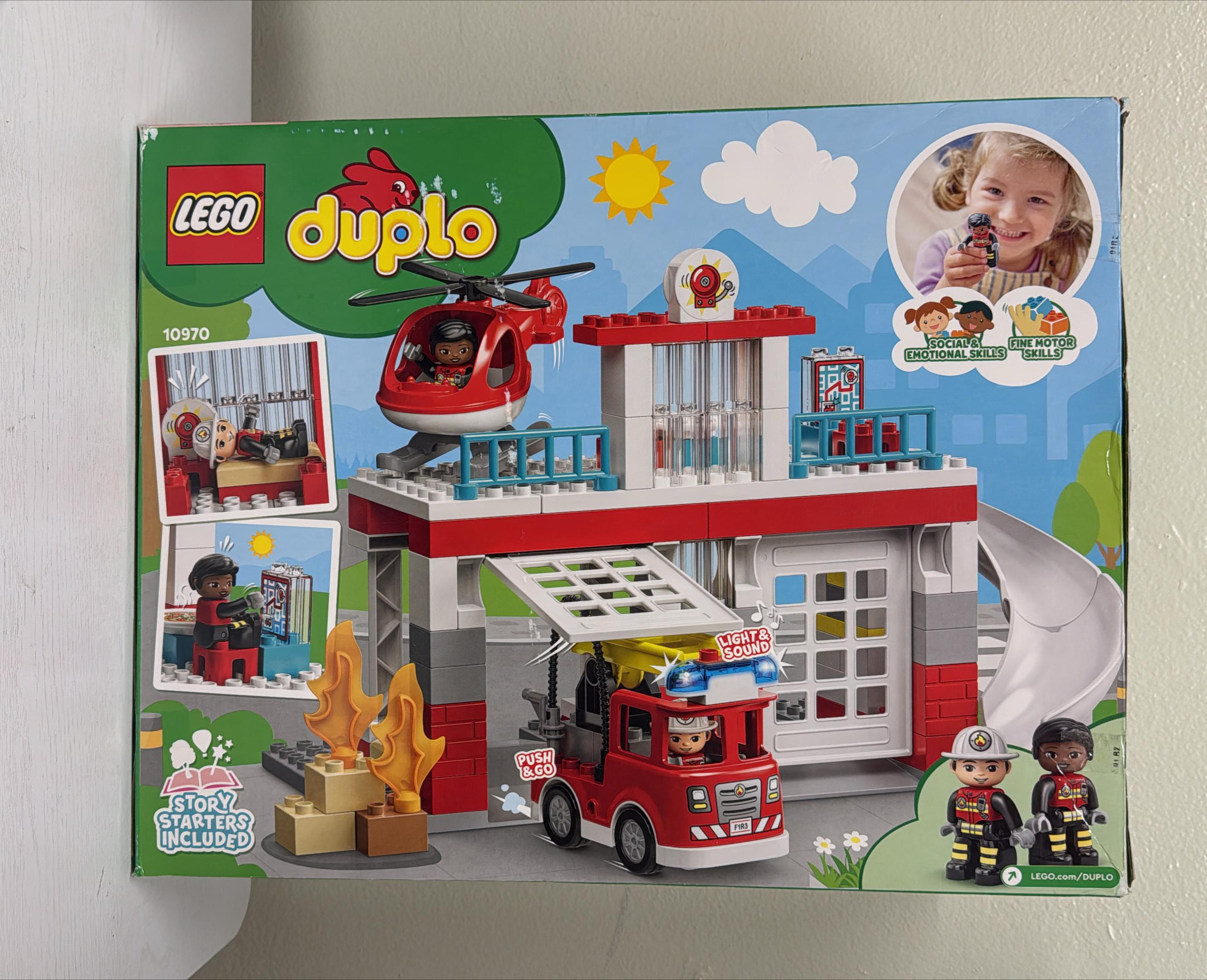 LEGO DUPLO Fire Station &amp; Helicopter Playset (10970) (Brand New)