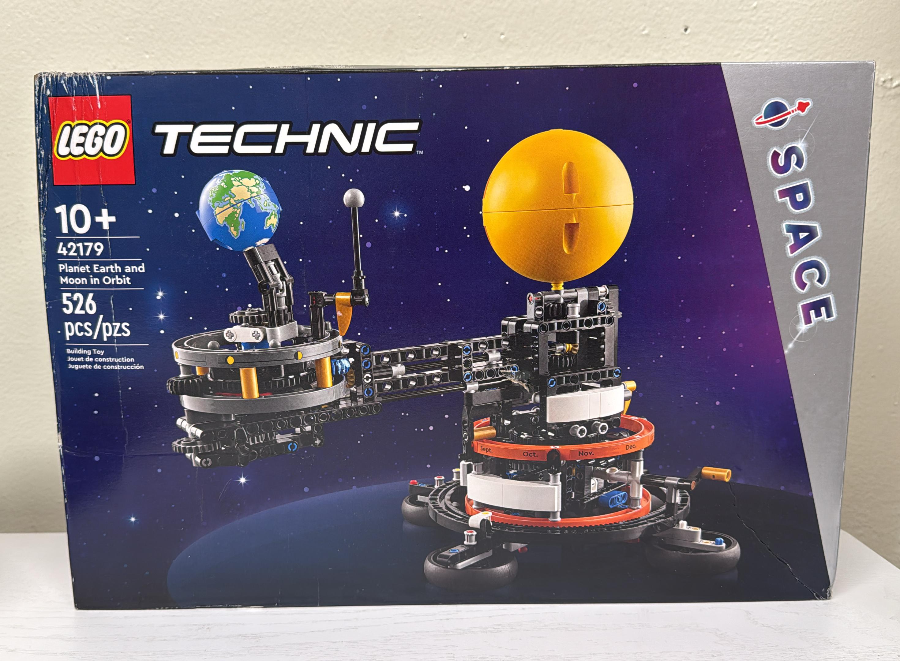 LEGO Technic Planet Earth and Moon in Orbit Space Toys Set (42179) (Brand New)