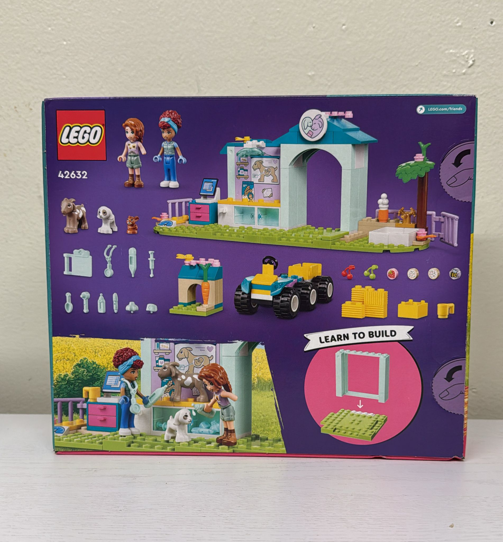 LEGO Friends Farm Animal Vet Clinic Pretend Play Toy (42632) (Brand New)