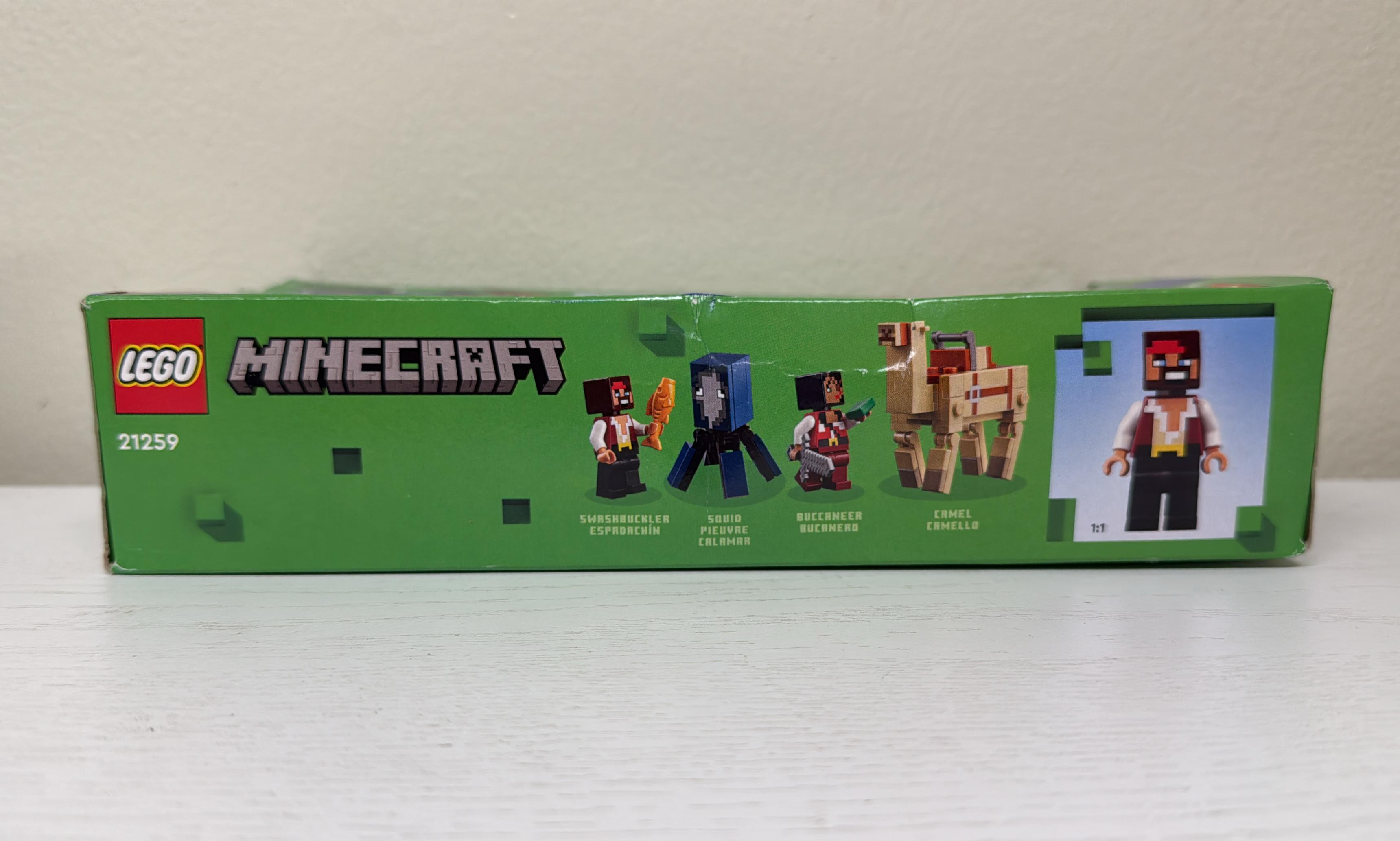 LEGO Minecraft The Pirate Ship Voyage Playset (21259) (Brand New)