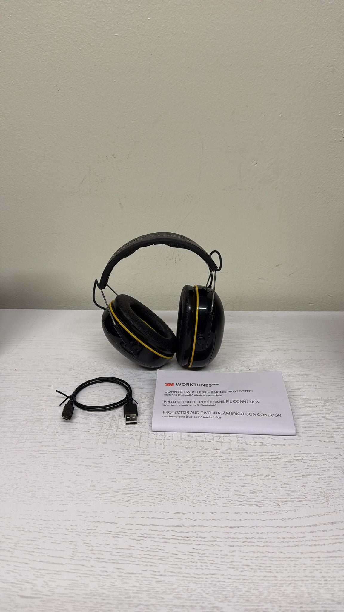 3M WorkTunes Connect Ear Protection with Bluetooth, Rechargeable Battery, Audio and Voice Assist, Ear Muffs