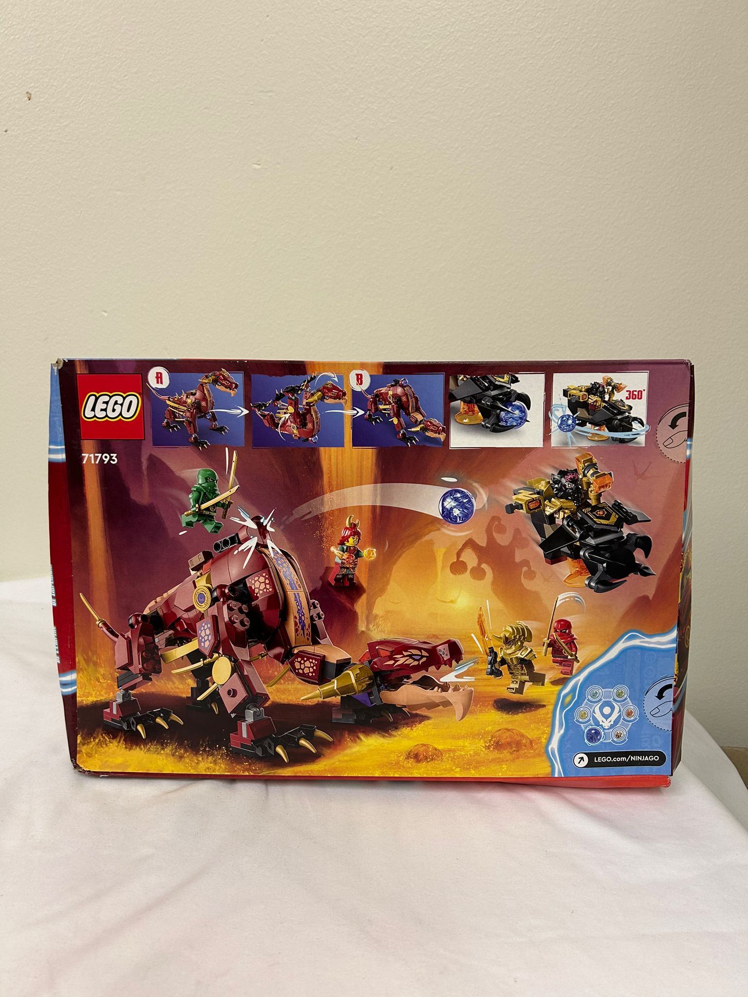 LEGO NINJAGO Heatwave Transforming Lava Dragon (71793) (Brand New)