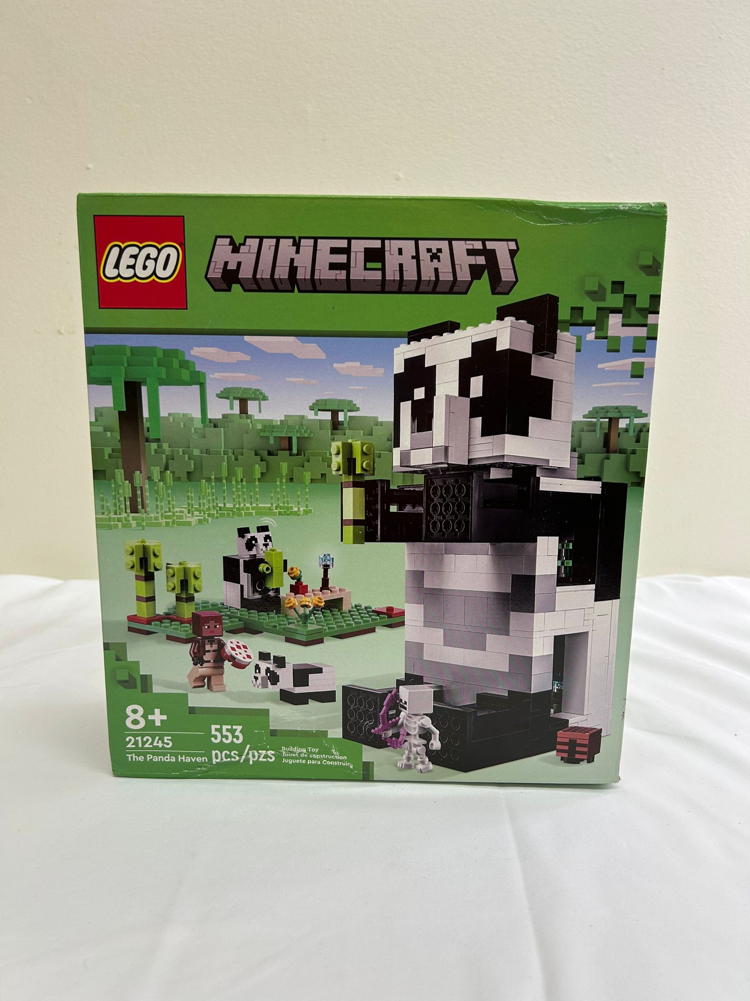 LEGO Minecraft The Panda Haven (21245)