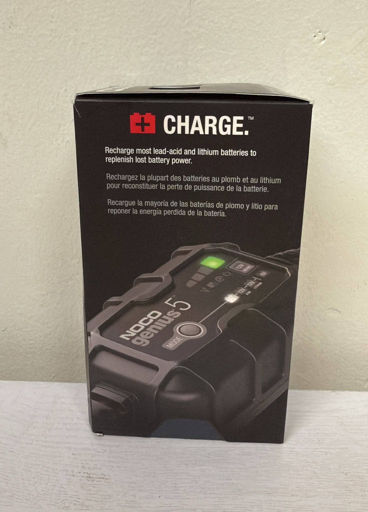 NOCO GENIUS5, 5A Smart Car Battery Charger - 6V and 12V Automotive Charger