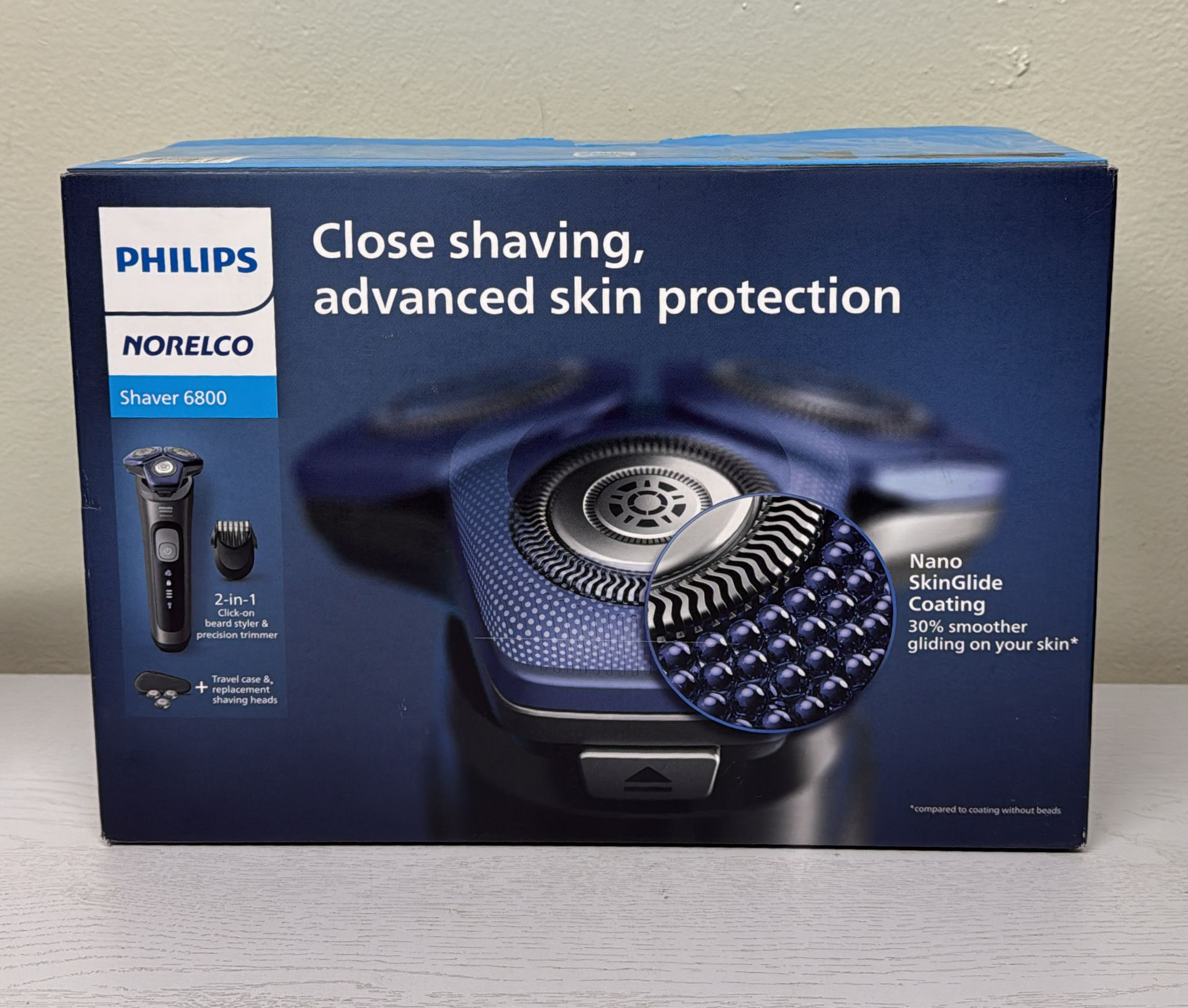 Philips Norelco Shaver 6800 with SenseIQ Technology, Series 6000