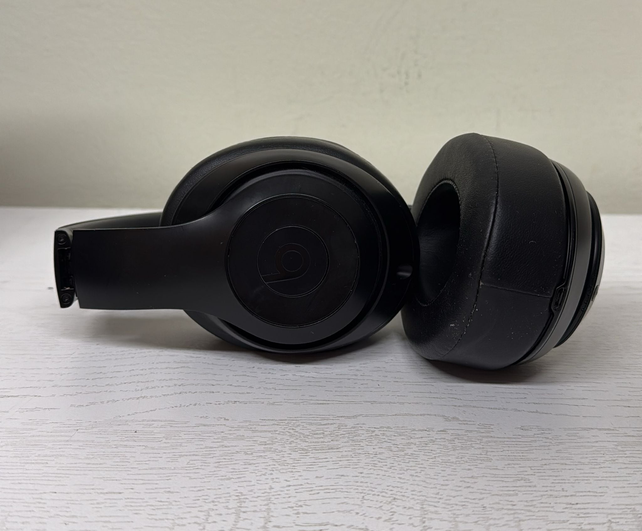 Beats Studio3 Wireless Noise Cancelling Over-Ear Headphones