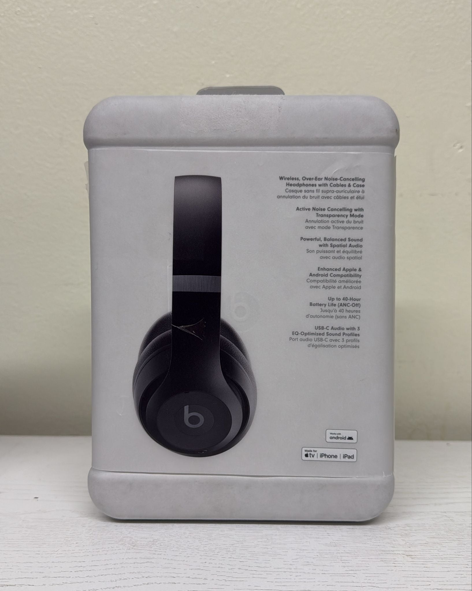 Beats Studio Pro – Wireless Bluetooth Noise Cancelling Headphones