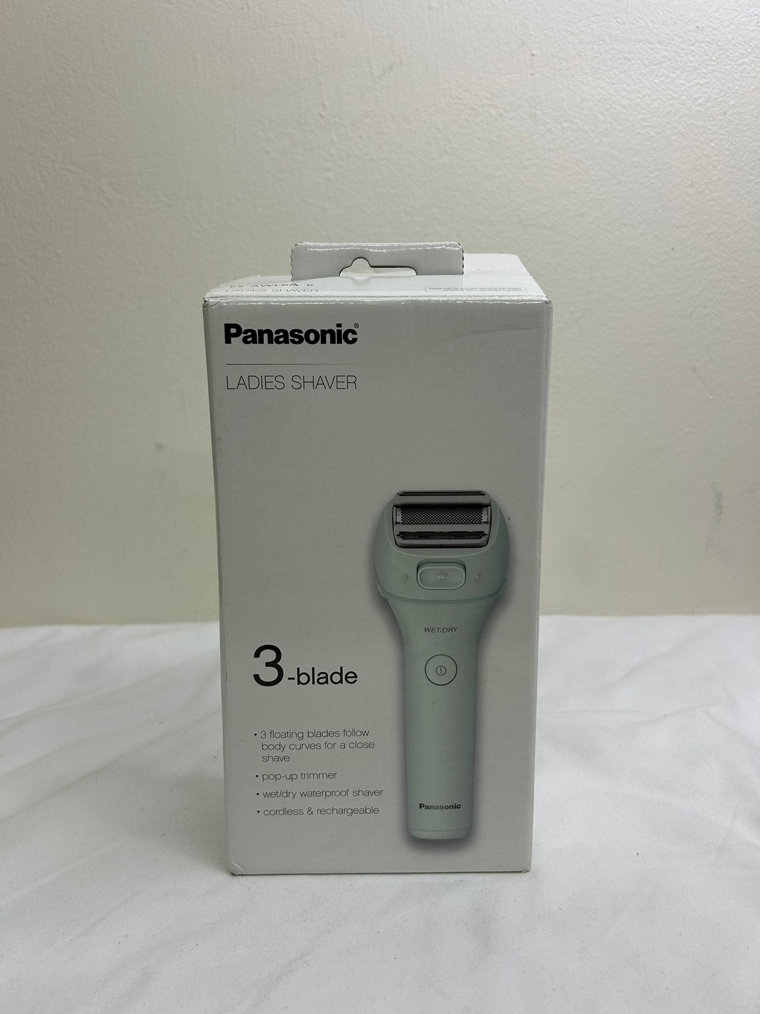 Panasonic CloseCurves ES-WL60-G – Rechargeable Wet/Dry Electric Shaver and Trimmer for Women