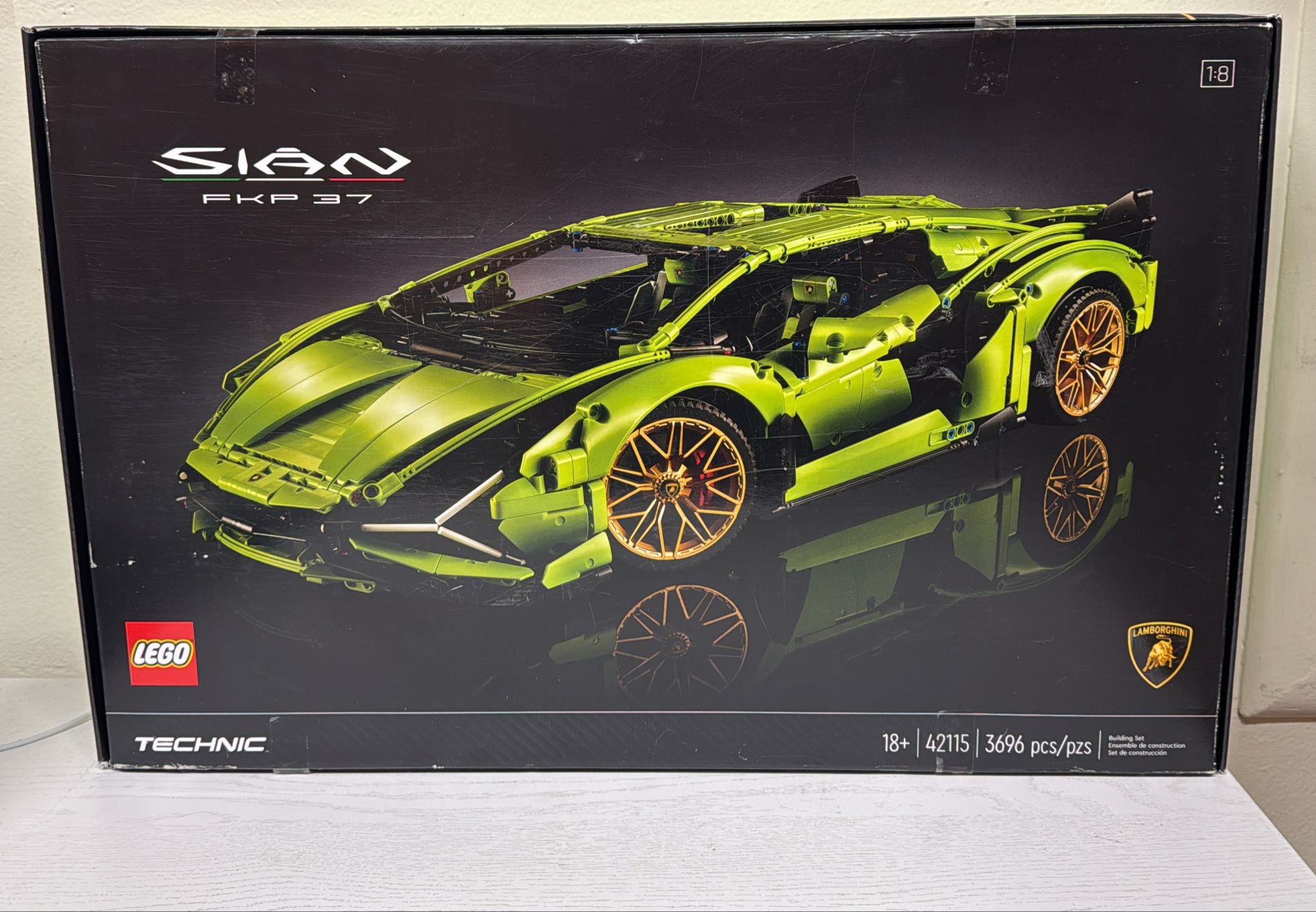 LEGO Technic Lamborghini Sián FKP 37 Car Model Set (42115)