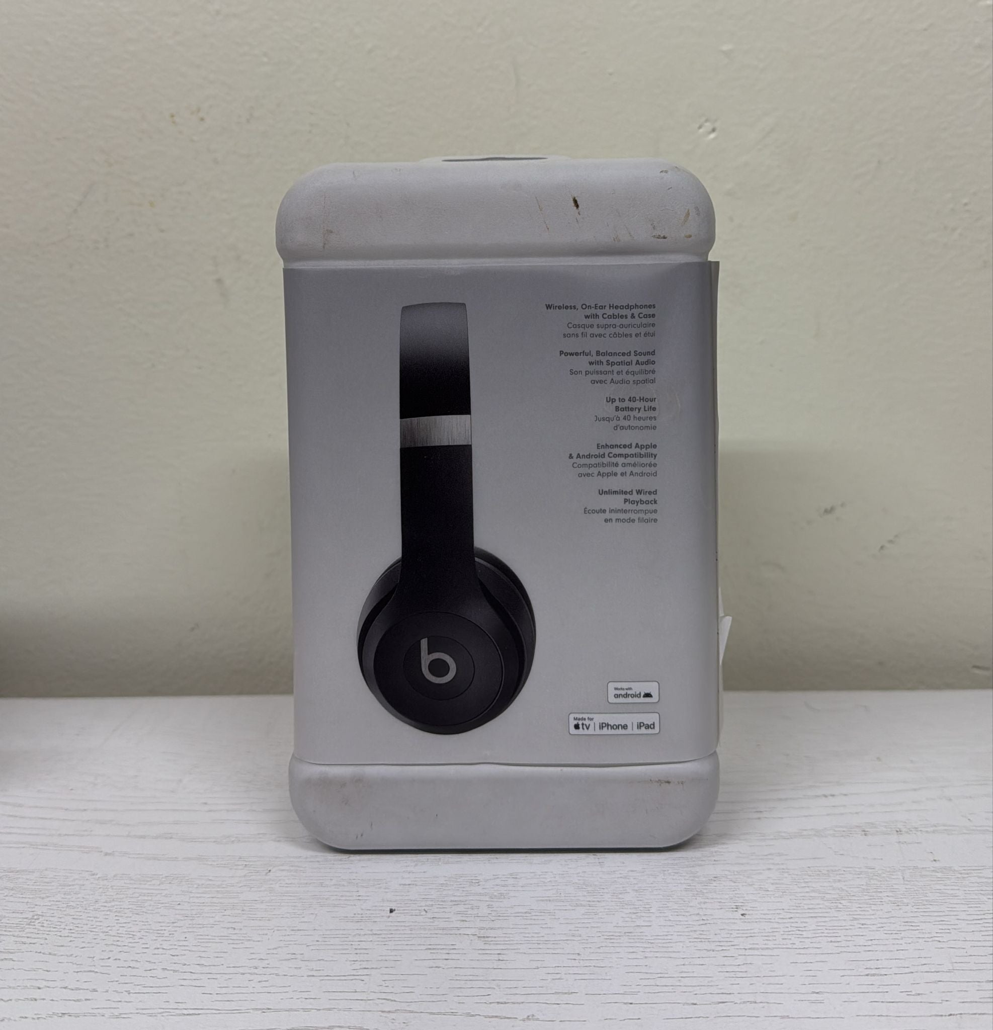 Beats Solo 4 - Wireless Bluetooth On-Ear Headphones - Black