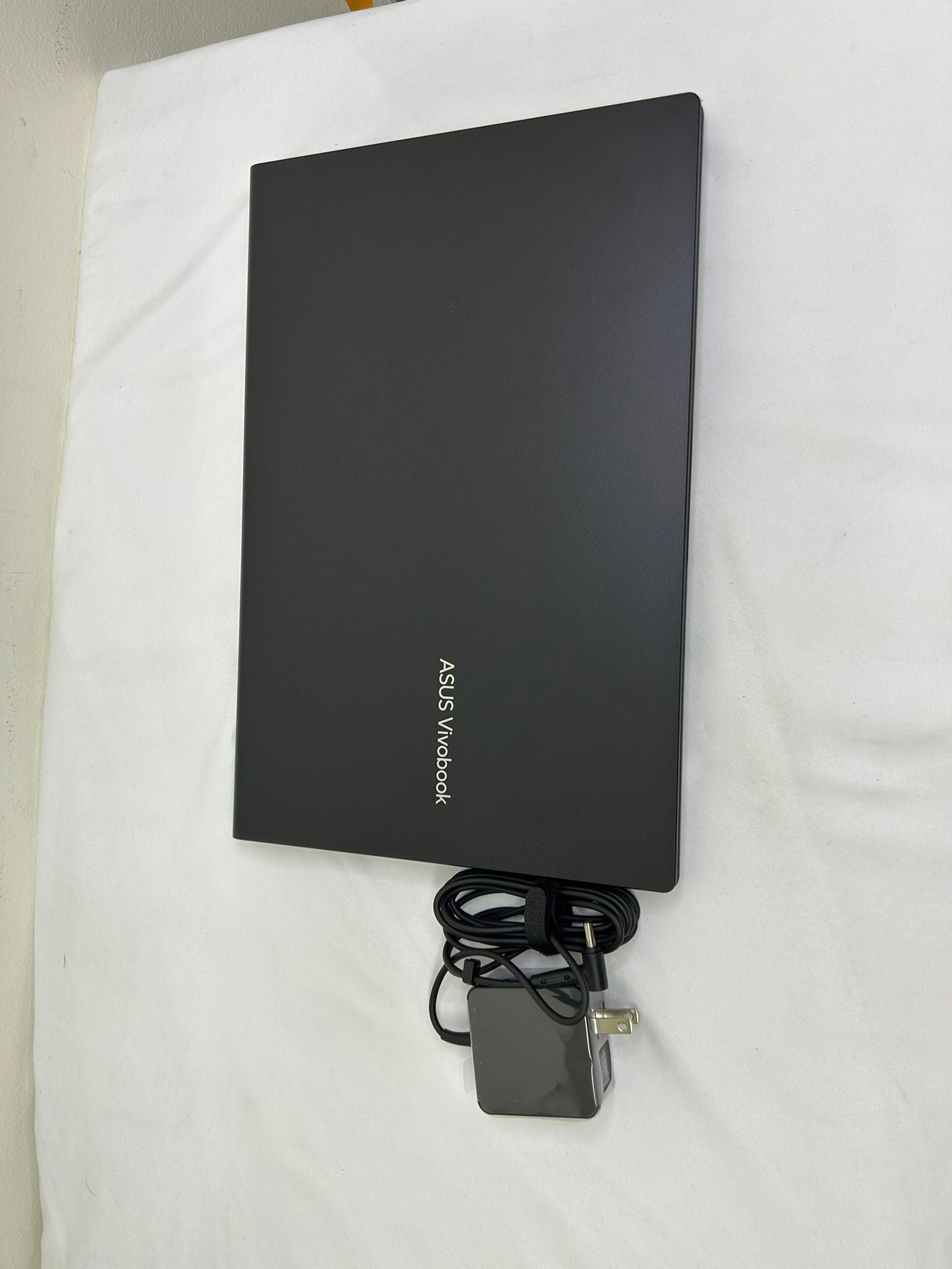 ASUS Vivobook 17.3" FHD Daily Laptop – Black (Brand New)