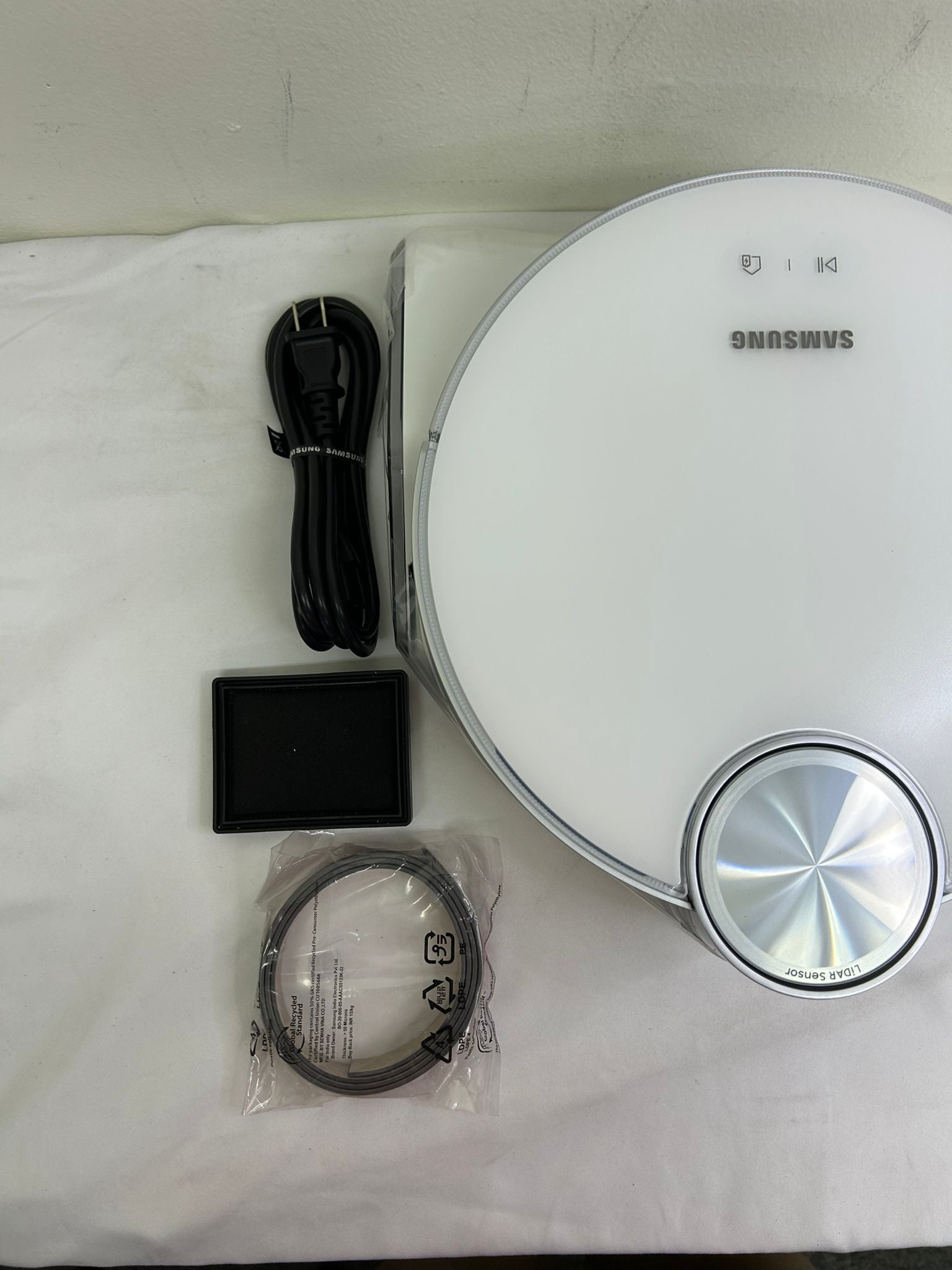 SAMSUNG Jet Bot AI+ Robot Vacuum Cleaner w/Object Recognition &amp; Clean Station