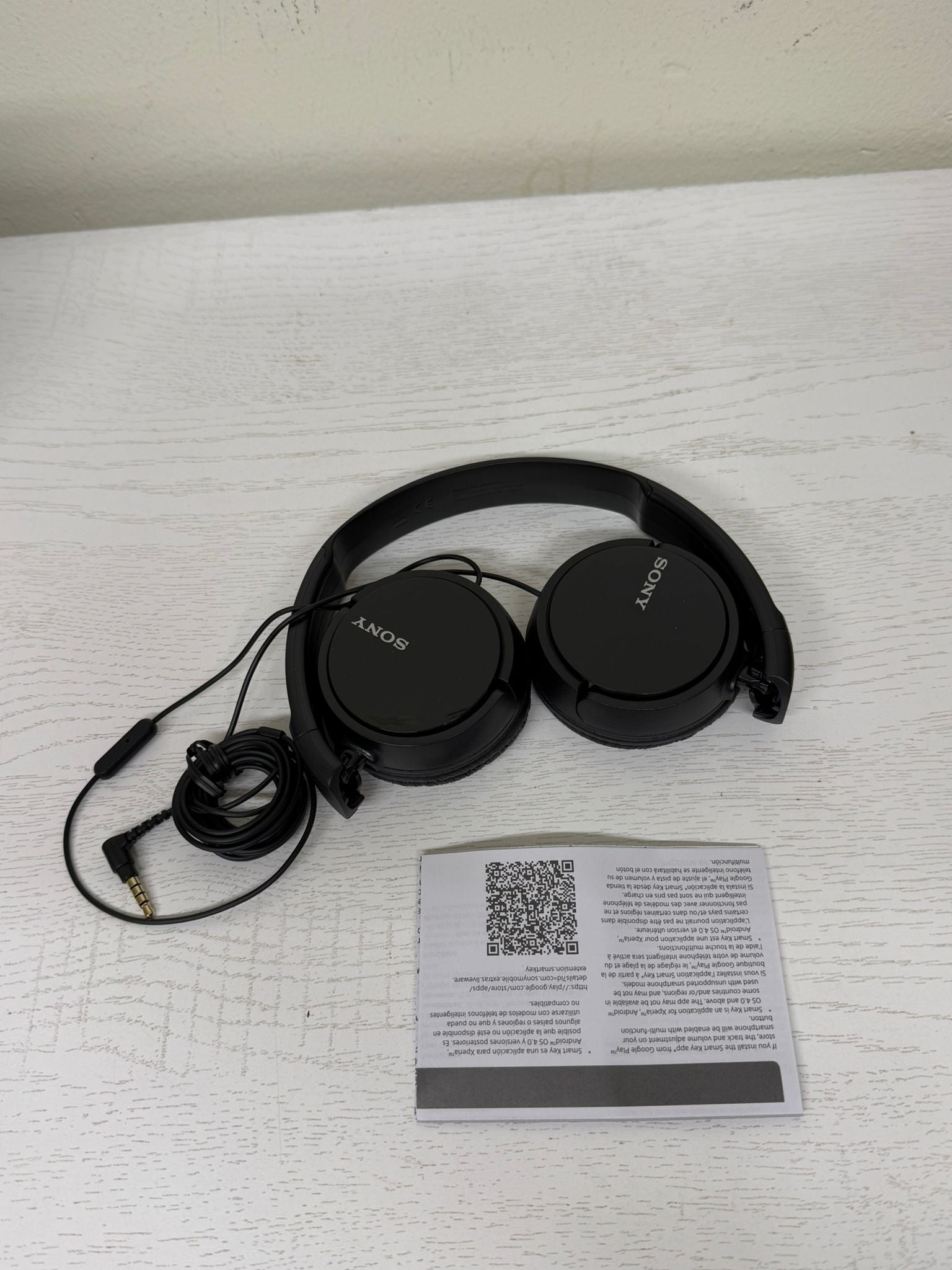 Sony ZX Series Wired On-Ear Headphones with Mic (Brand New)