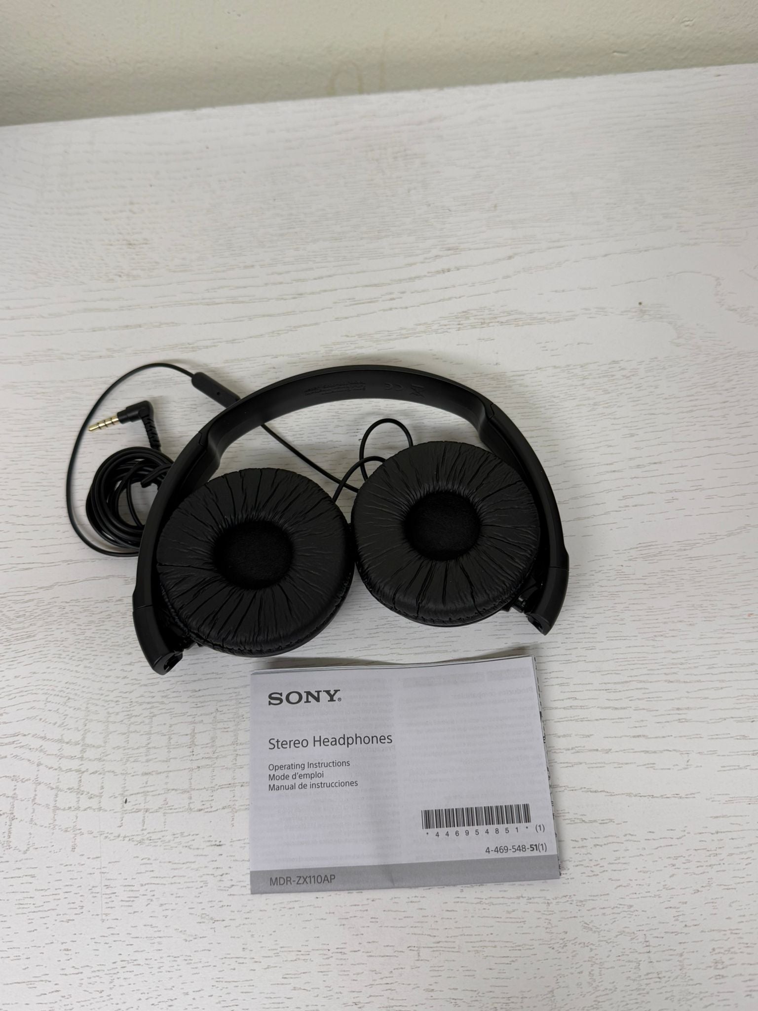 Sony ZX Series Wired On-Ear Headphones with Mic (Brand New)