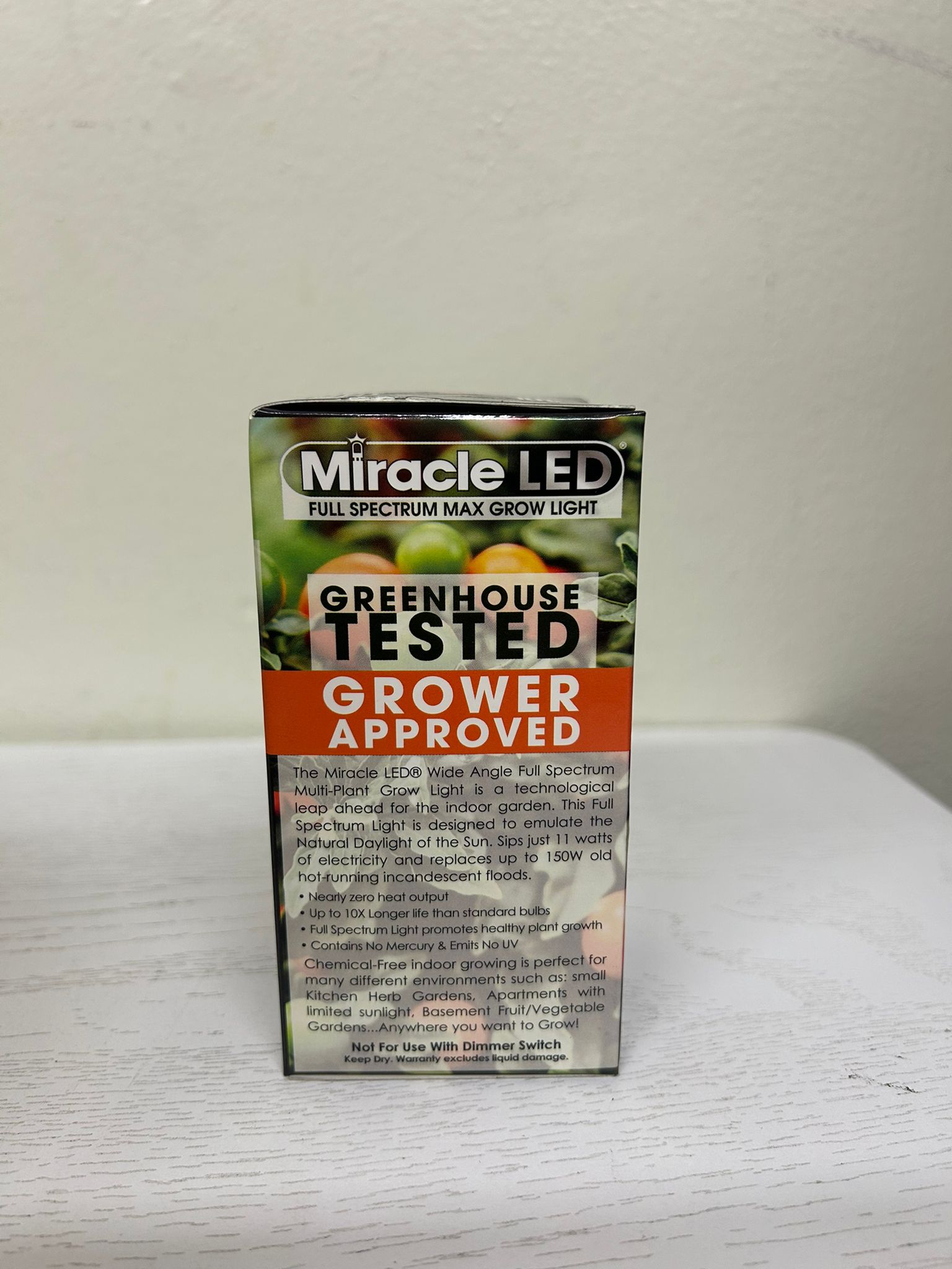 Miracle LED Full Spectrum 150W SmokePhonics Grow Light (Brand New)