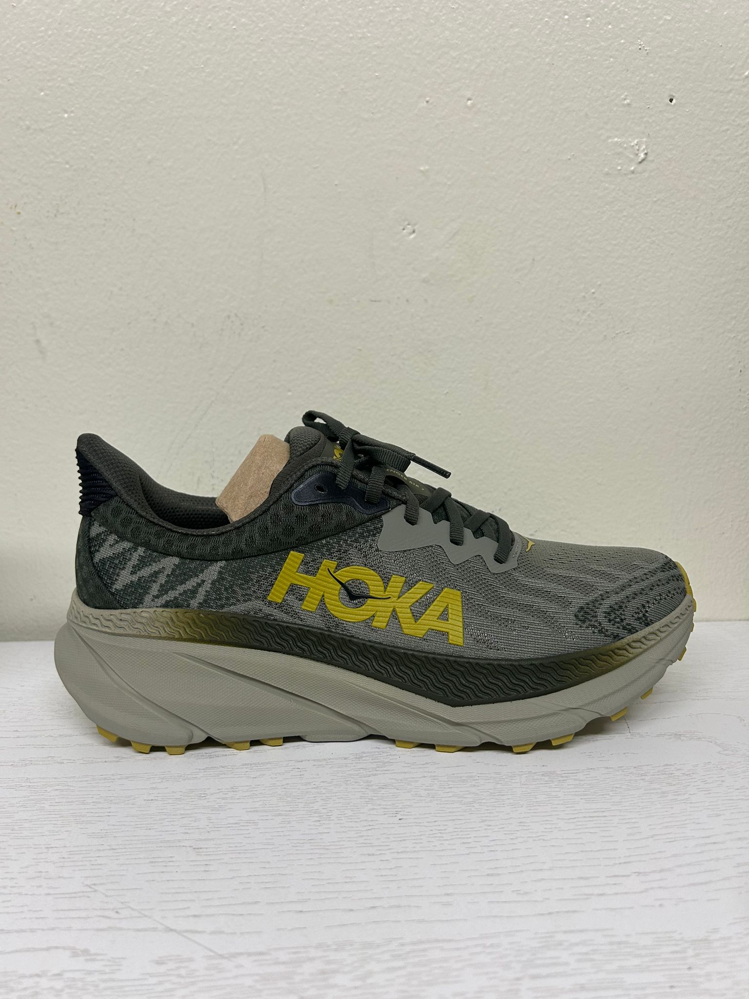 HOKA Men’s Challenger 9 Sneaker (Brand New)