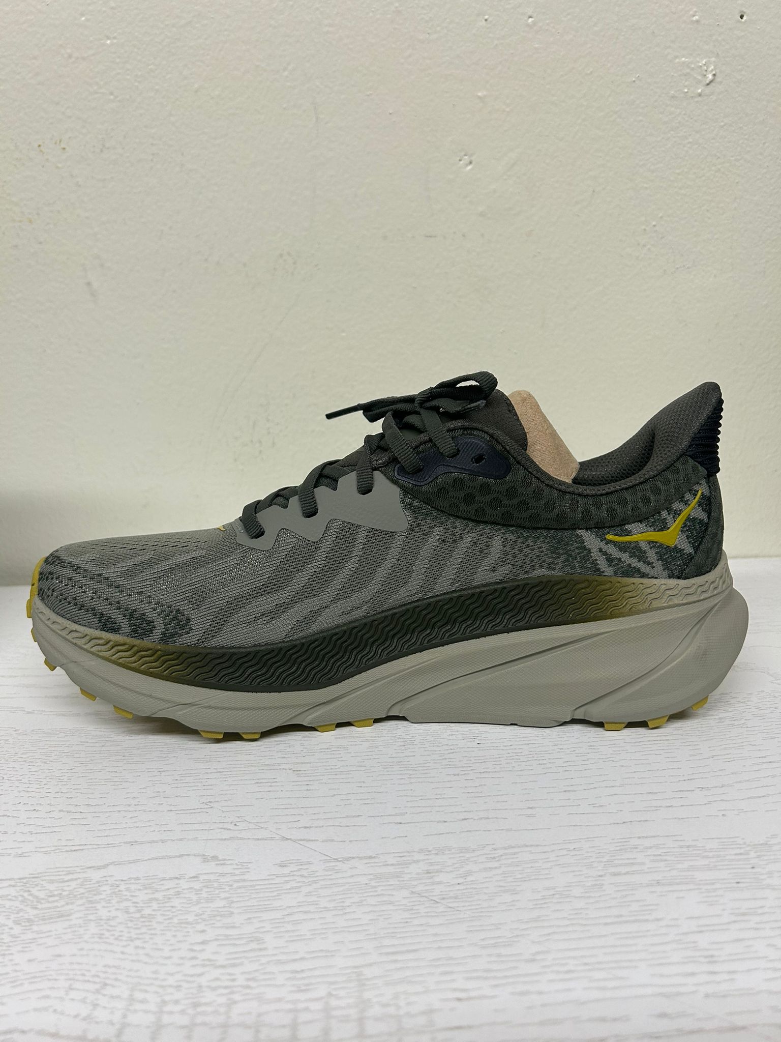 HOKA Men’s Challenger 9 Sneaker (Brand New)