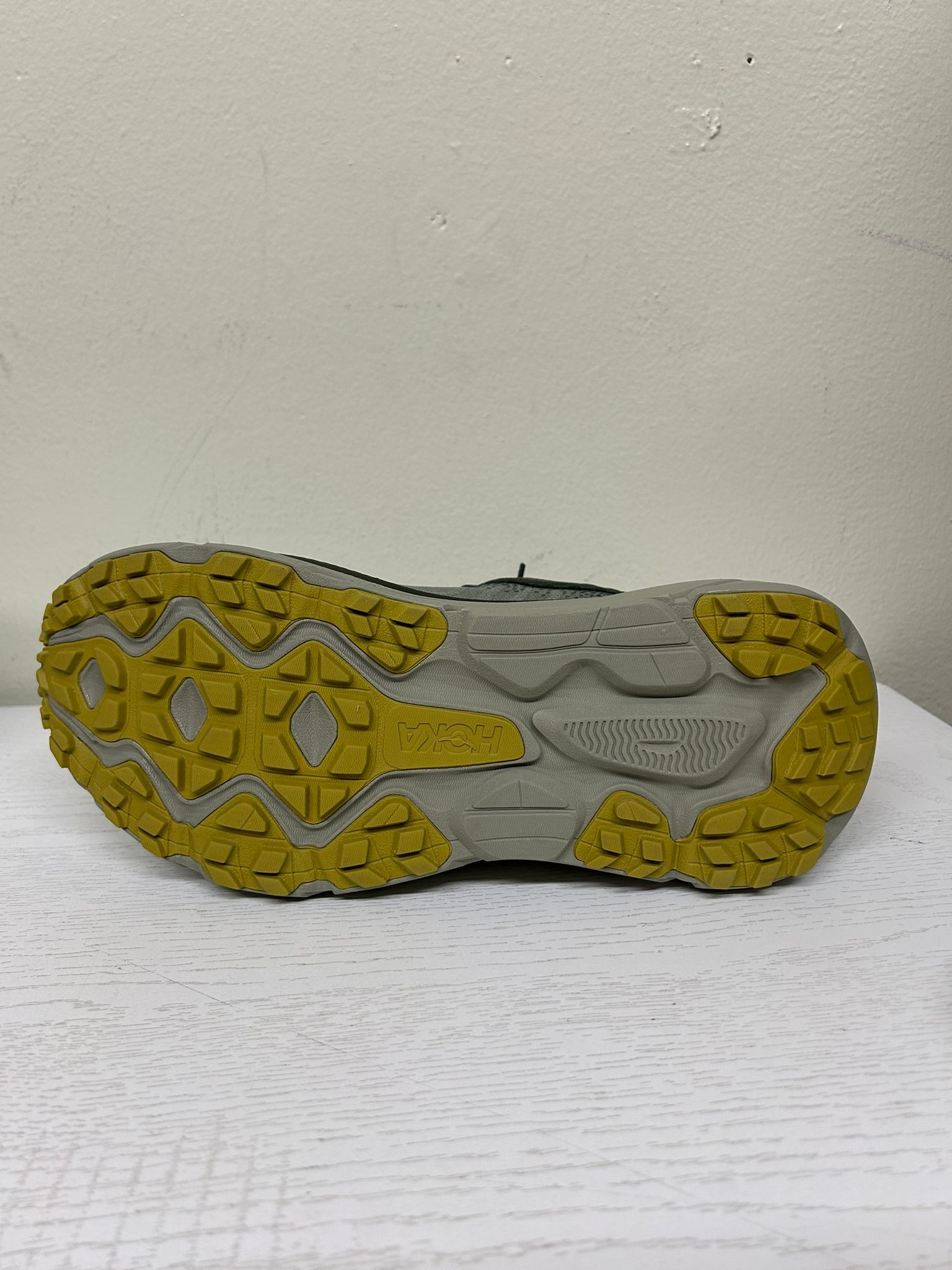 HOKA Men’s Challenger 9 Sneaker (Brand New)