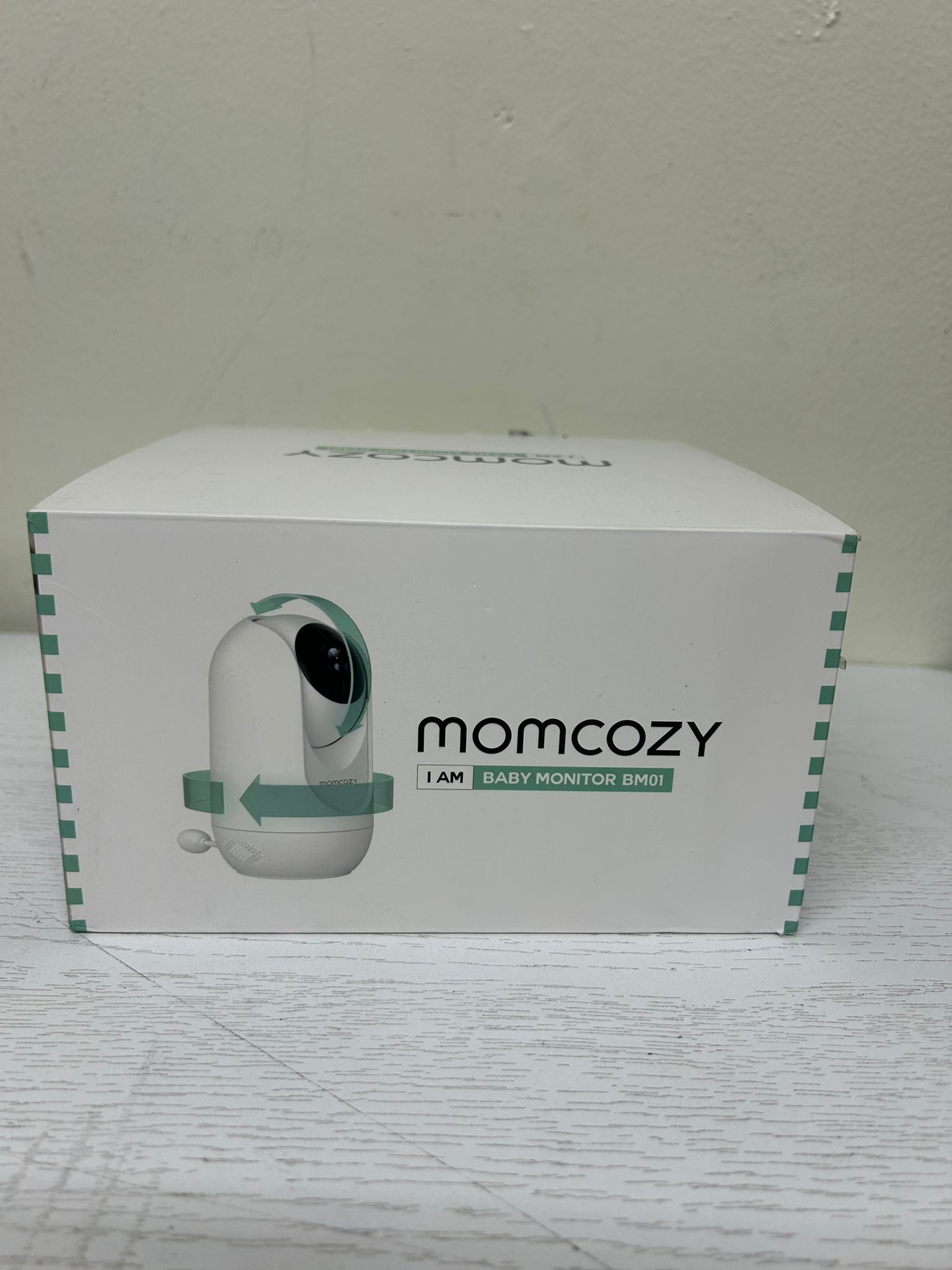 Momcozy BM01 1080P 5" HD Video Baby Monitor (Open Box)