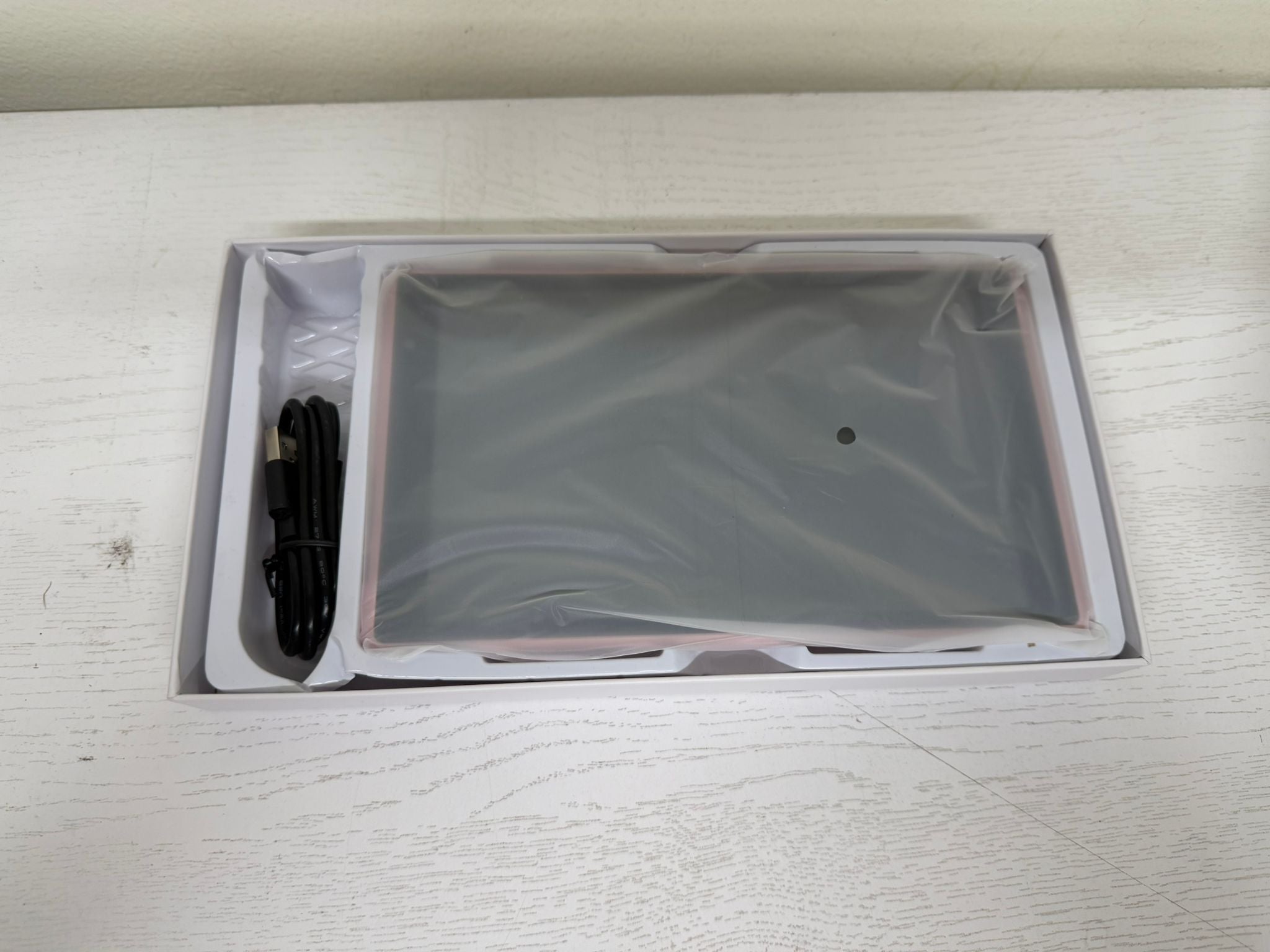 Android Tablet 8 Inch (Brand New)