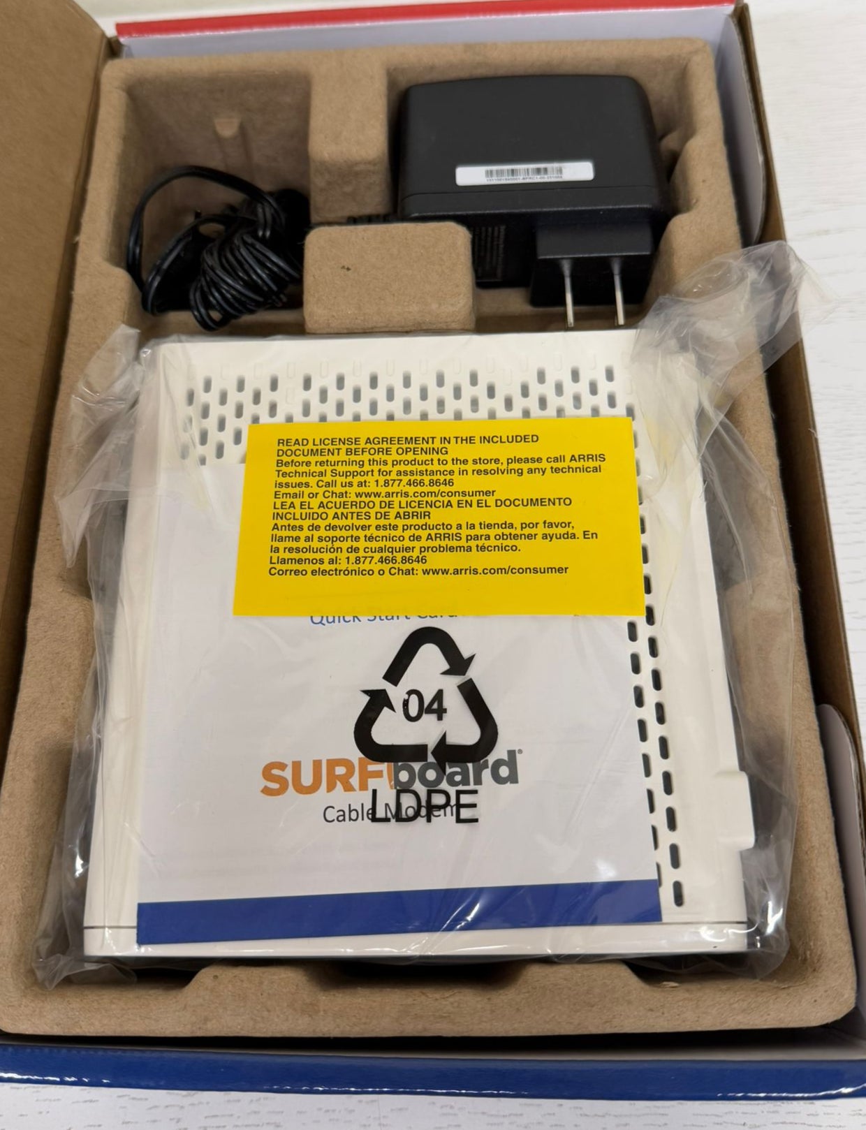 ARRIS Surfboard SB 8200 DOCSIS 3.1 Gigabit Cable Modem (Brand New)