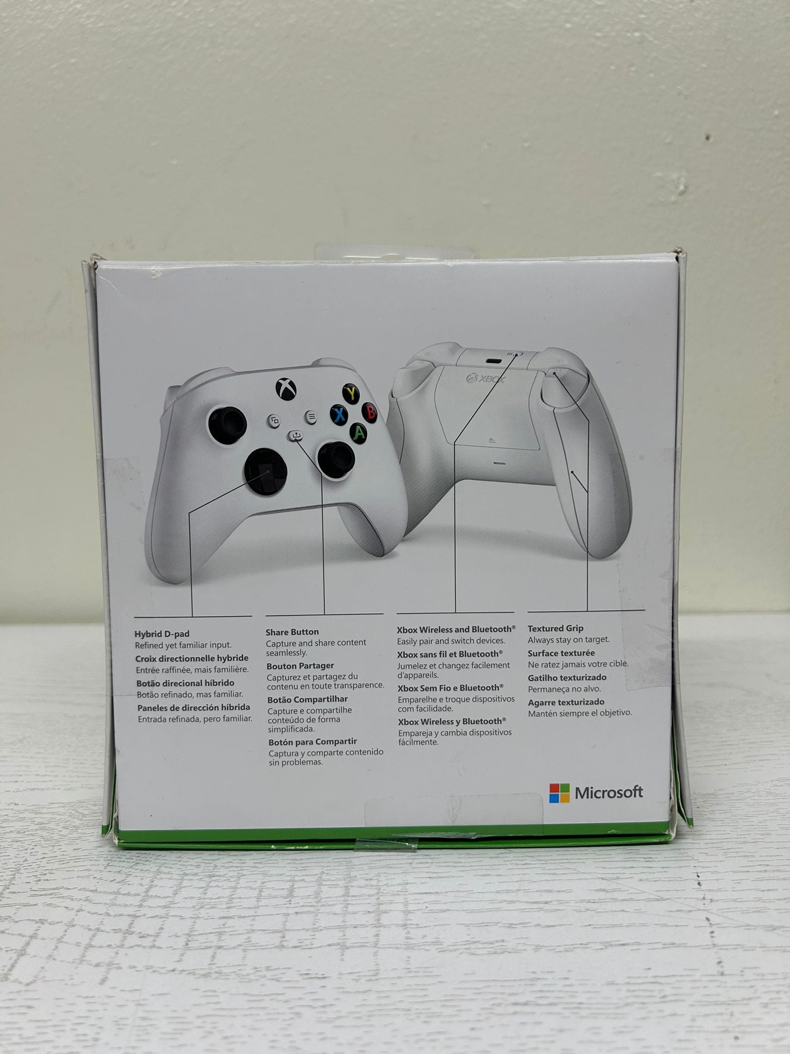 Microsoft Xbox Series S/X Wireless Controller - Robot White (Brand New)