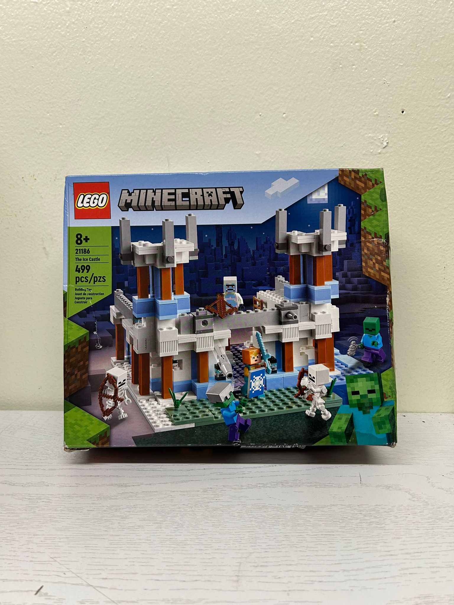 LEGO® Minecraft The Ice Castle (21186) (Brand New)