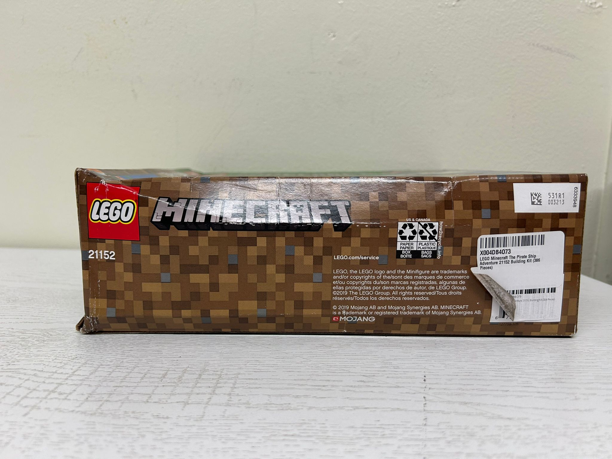 LEGO® Minecraft The Pirate Ship Adventure (21152) (Brand New)