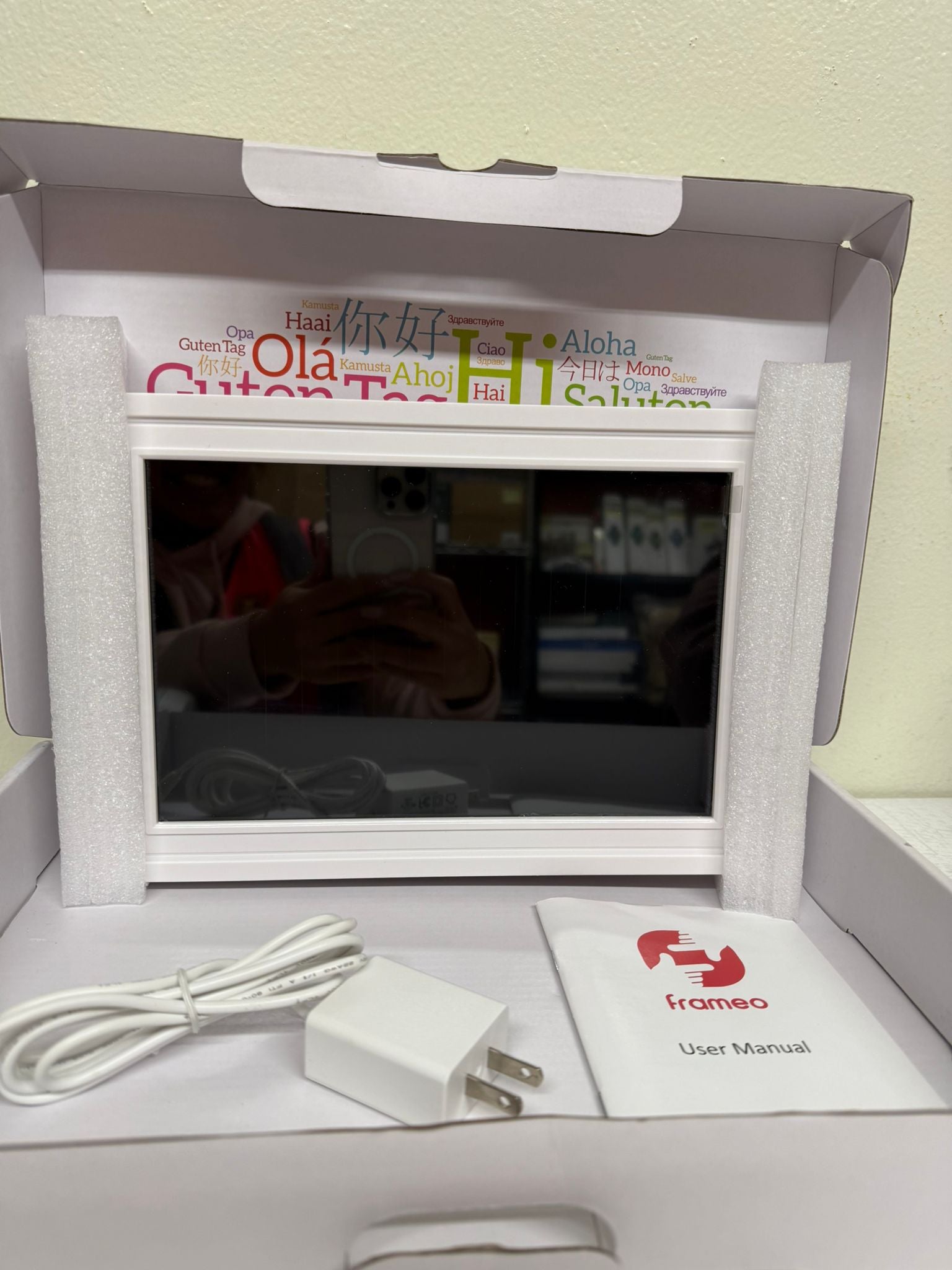 5.6" WiFi Digital Picture Frame (Open Box)