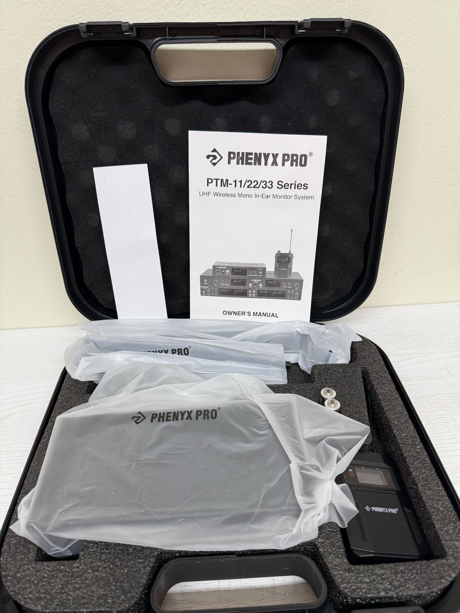 Phenyx Pro UHF Mono Wireless In-Ear Monitor System (PTM-11) (Open Box)