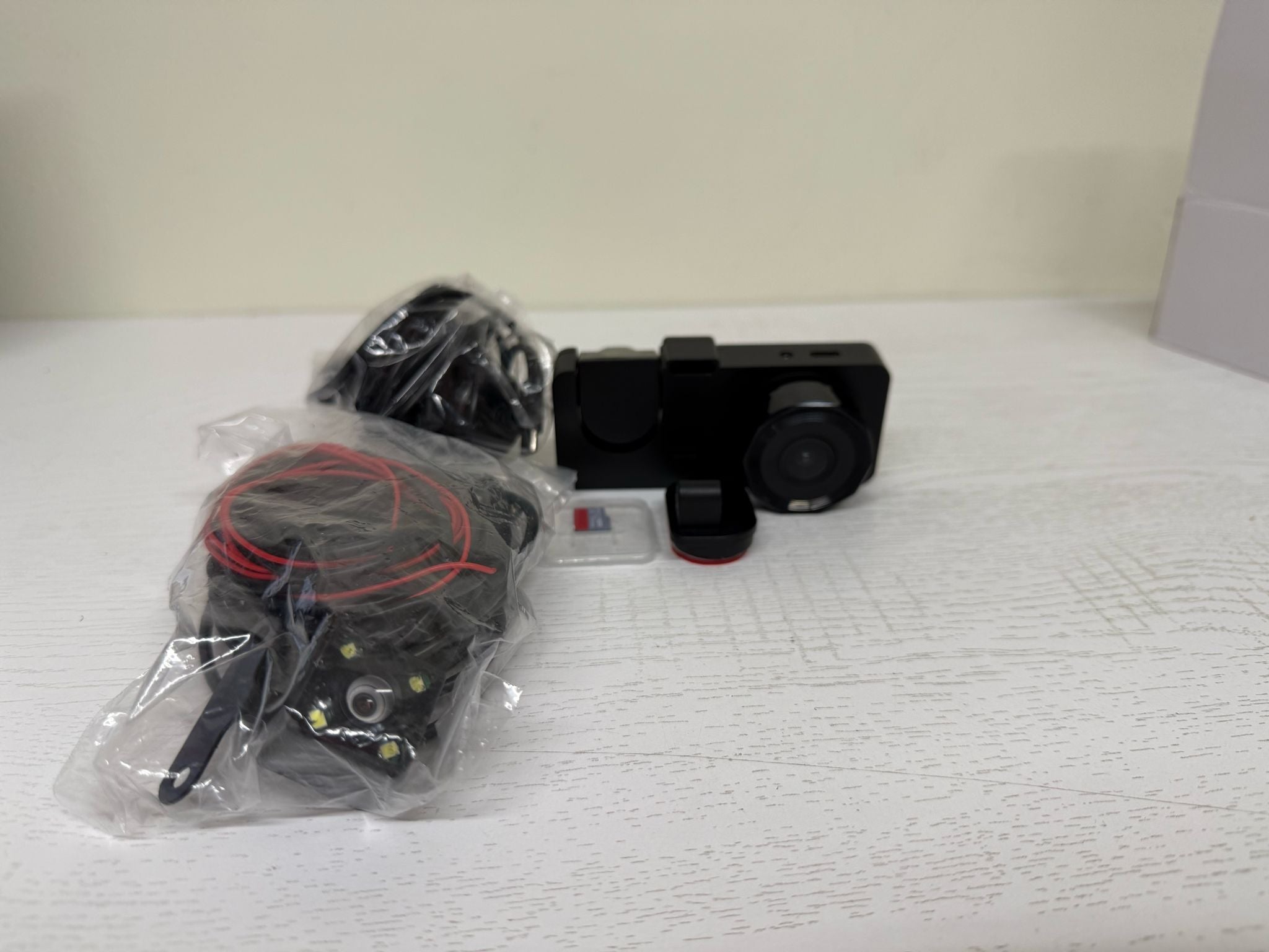 3 Channel 4K Dash Cam (Brand New)