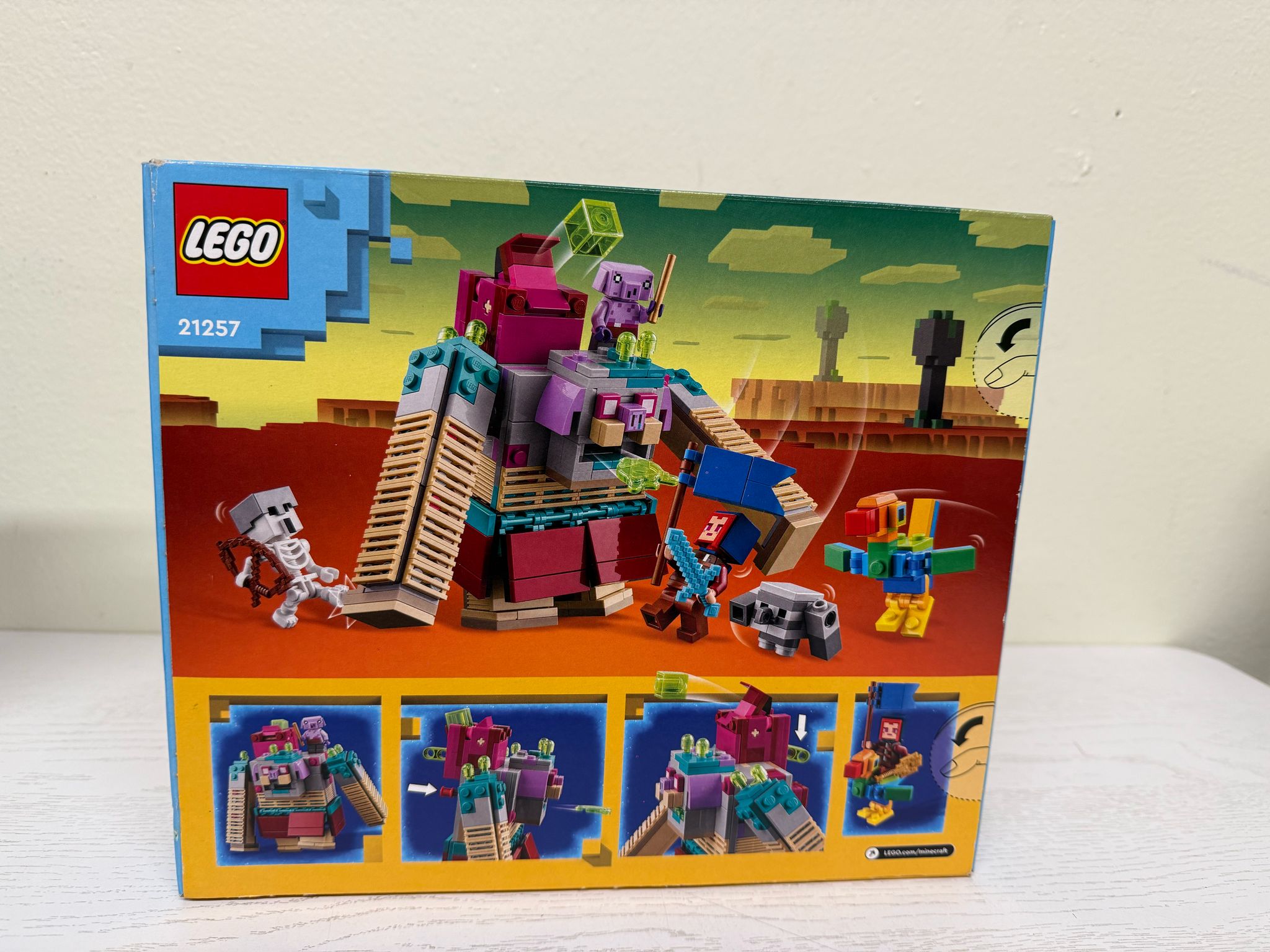 LEGO Minecraft Legends The Devourer Showdown Adventure Set (21257) (Brand New)