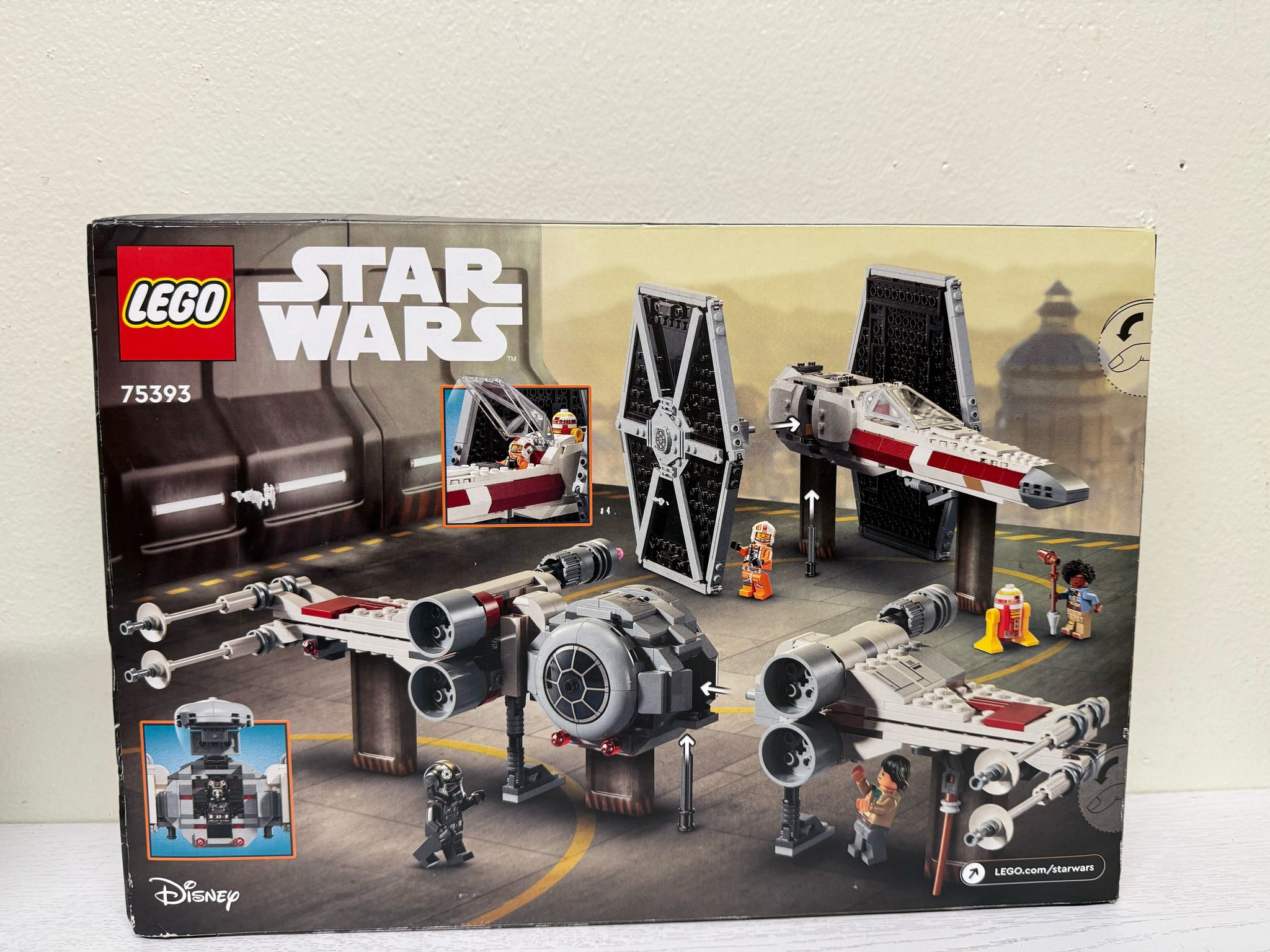 LEGO Star Wars TIE Fighter &amp; X-Wing Mash-up Building Toy Set (75393) (Brand New)