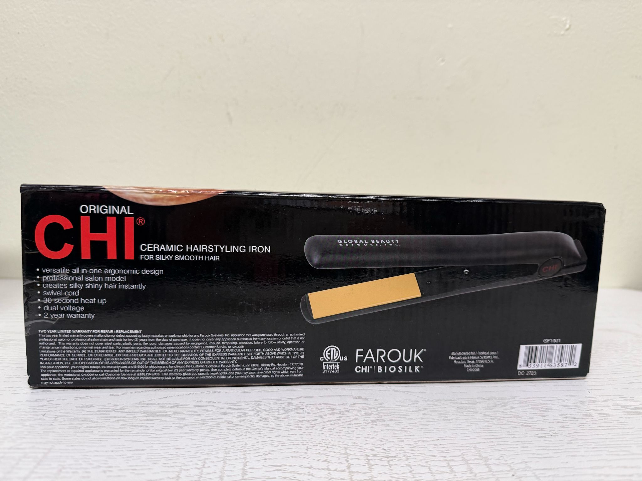 CHI Original Ceramic Flat Iron (Lightly Used)