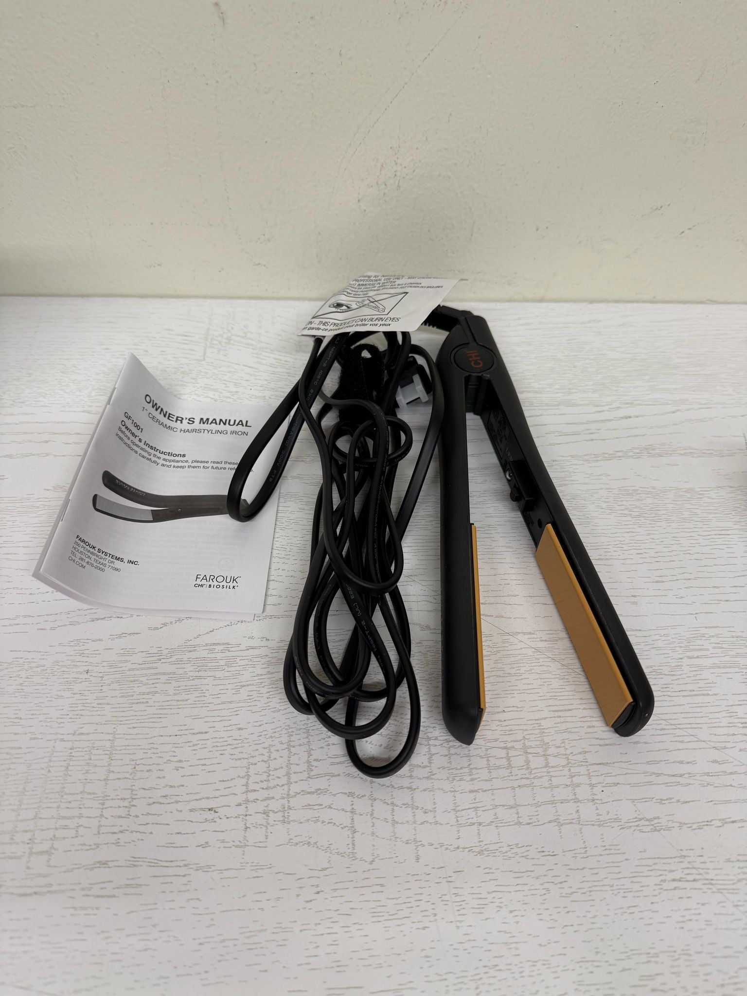 CHI Original Ceramic Flat Iron (Lightly Used)