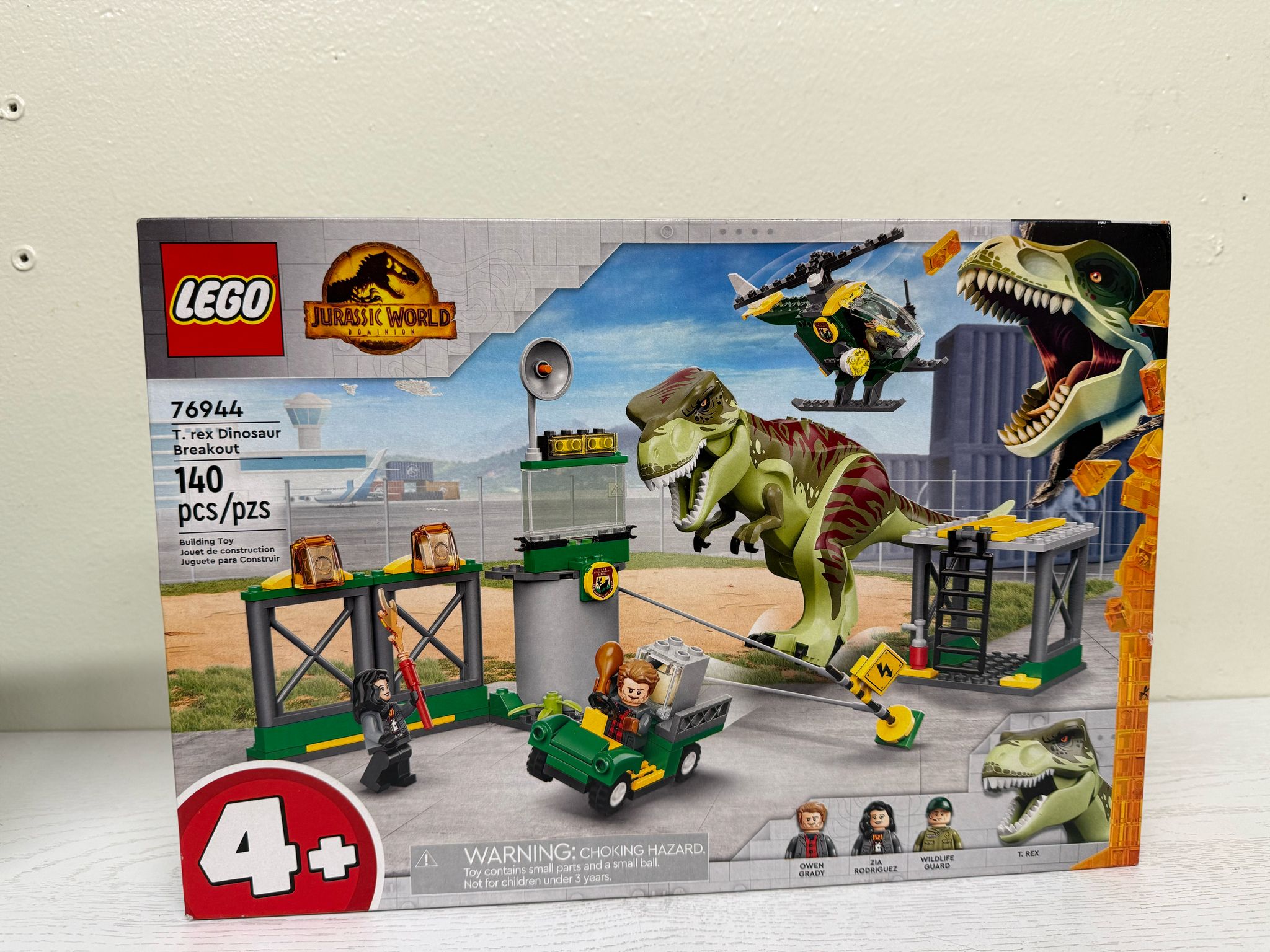 LEGO Jurassic World T. rex Dinosaur Breakout Toy (76944) (Brand New)