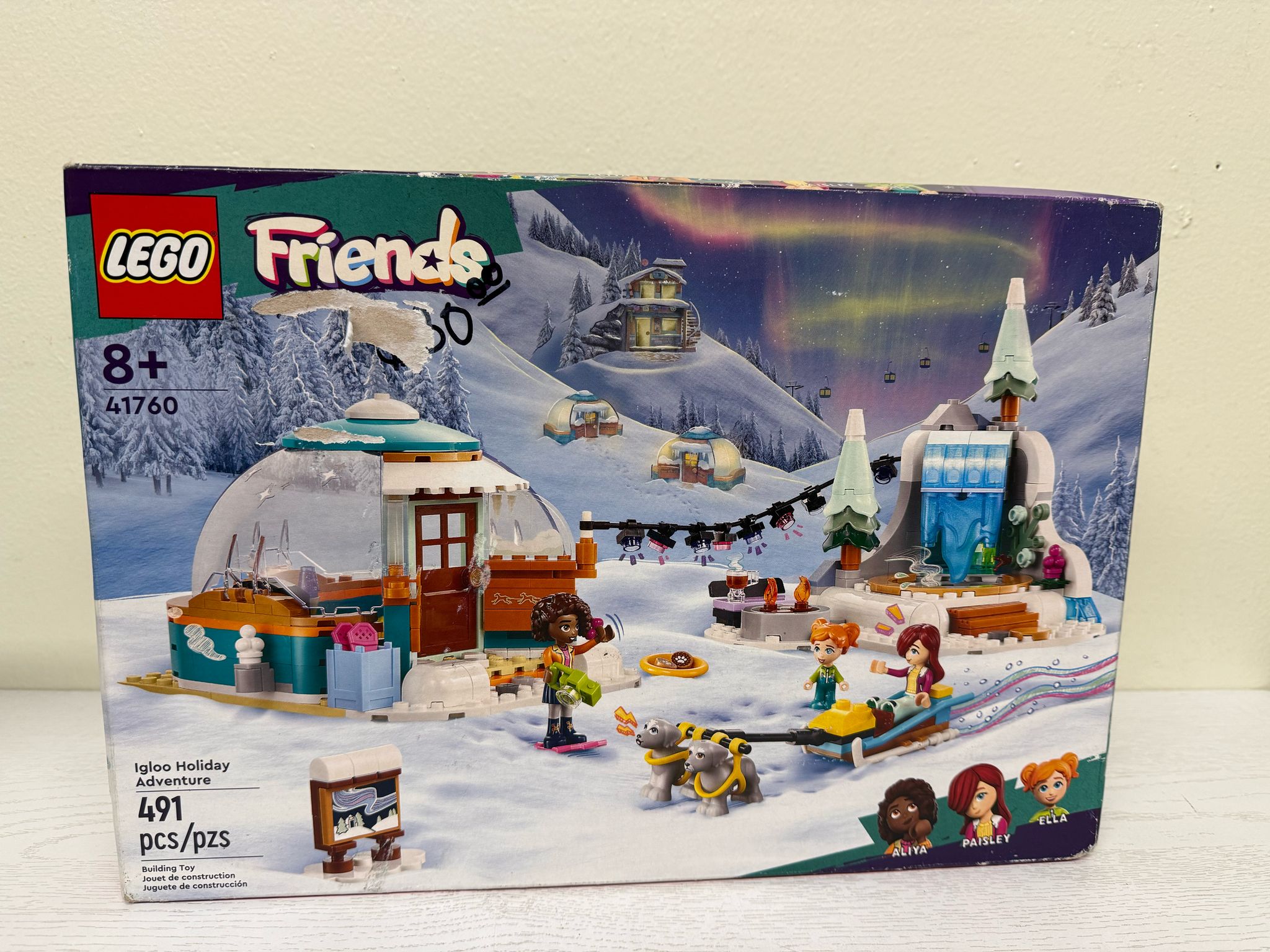 LEGO Friends Adventure Camp Cozy Cabins Camping Toy (42624) (Brand New)