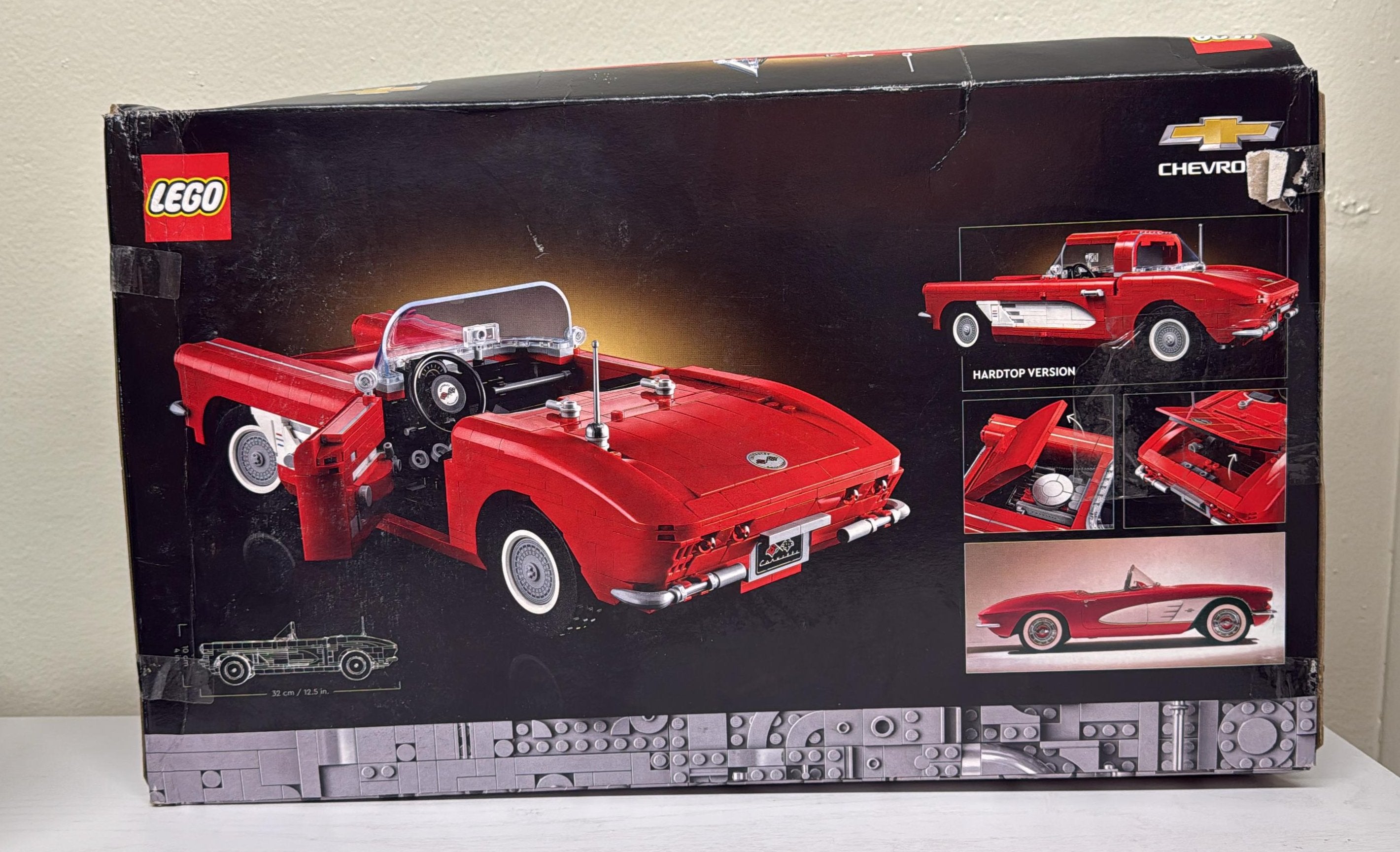 LEGO Icons Corvette Classic Car Model Building Kit 10321 (Brand New)