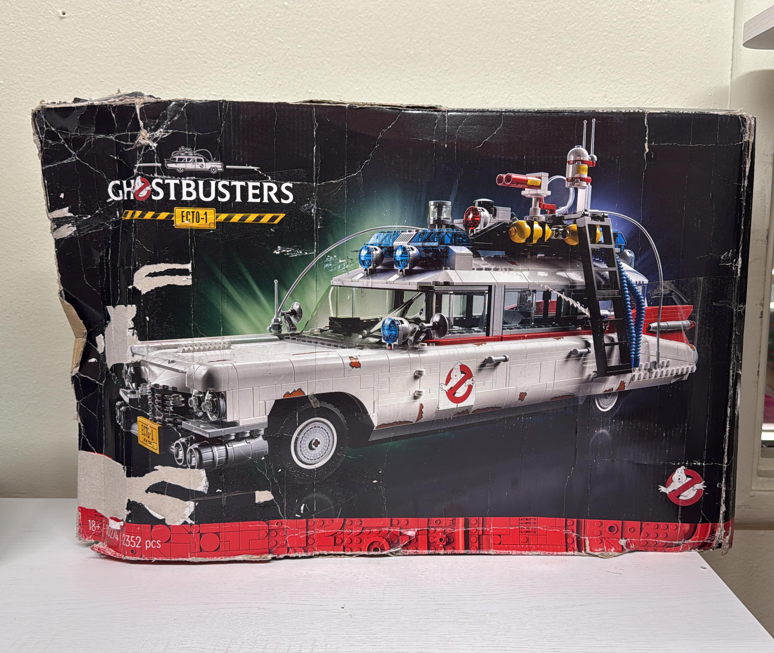 LEGO Icons Ghostbusters ECTO-1 Car Set (10274) (Open Box)